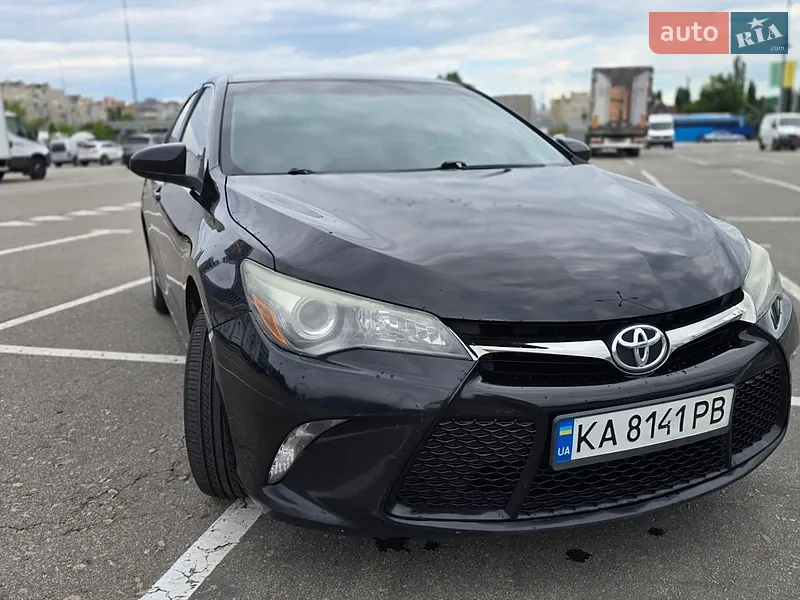Toyota Camry 2016