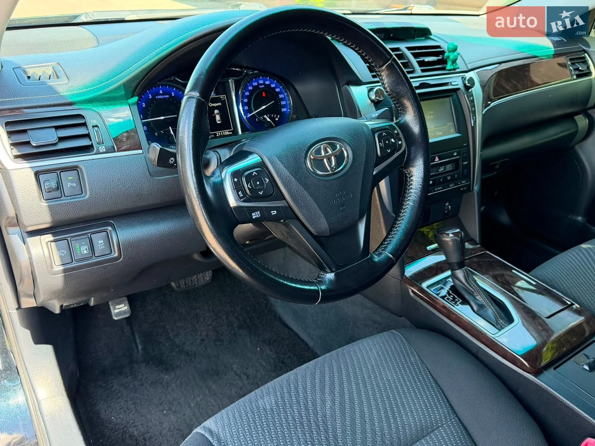 2016 Toyota Camry - мініатюра 35