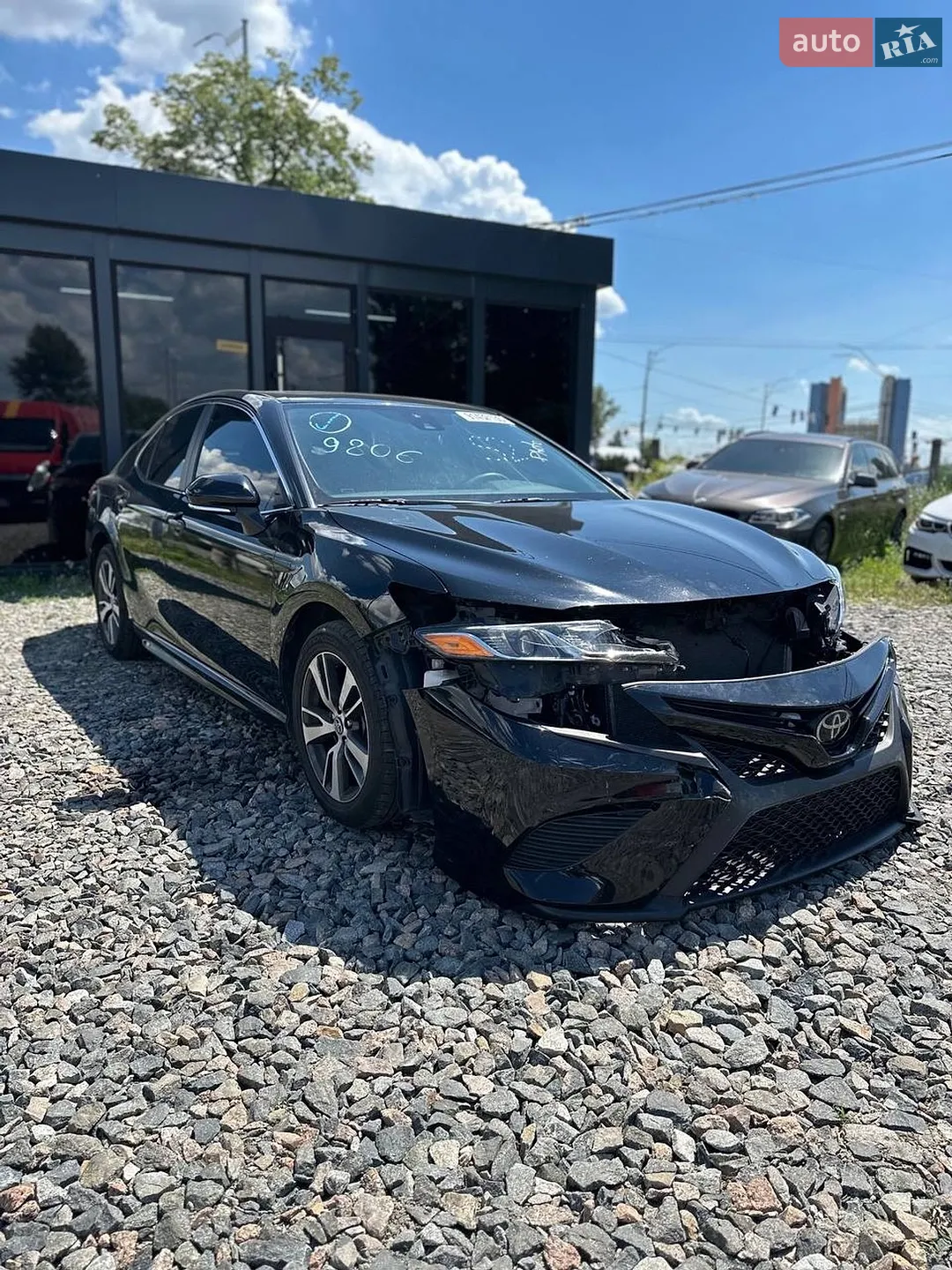 2019 Toyota Camry - мініатюра 3