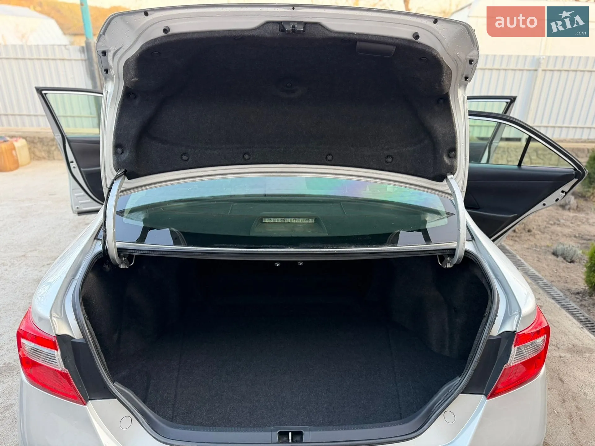 2011 Toyota Camry - мініатюра 51
