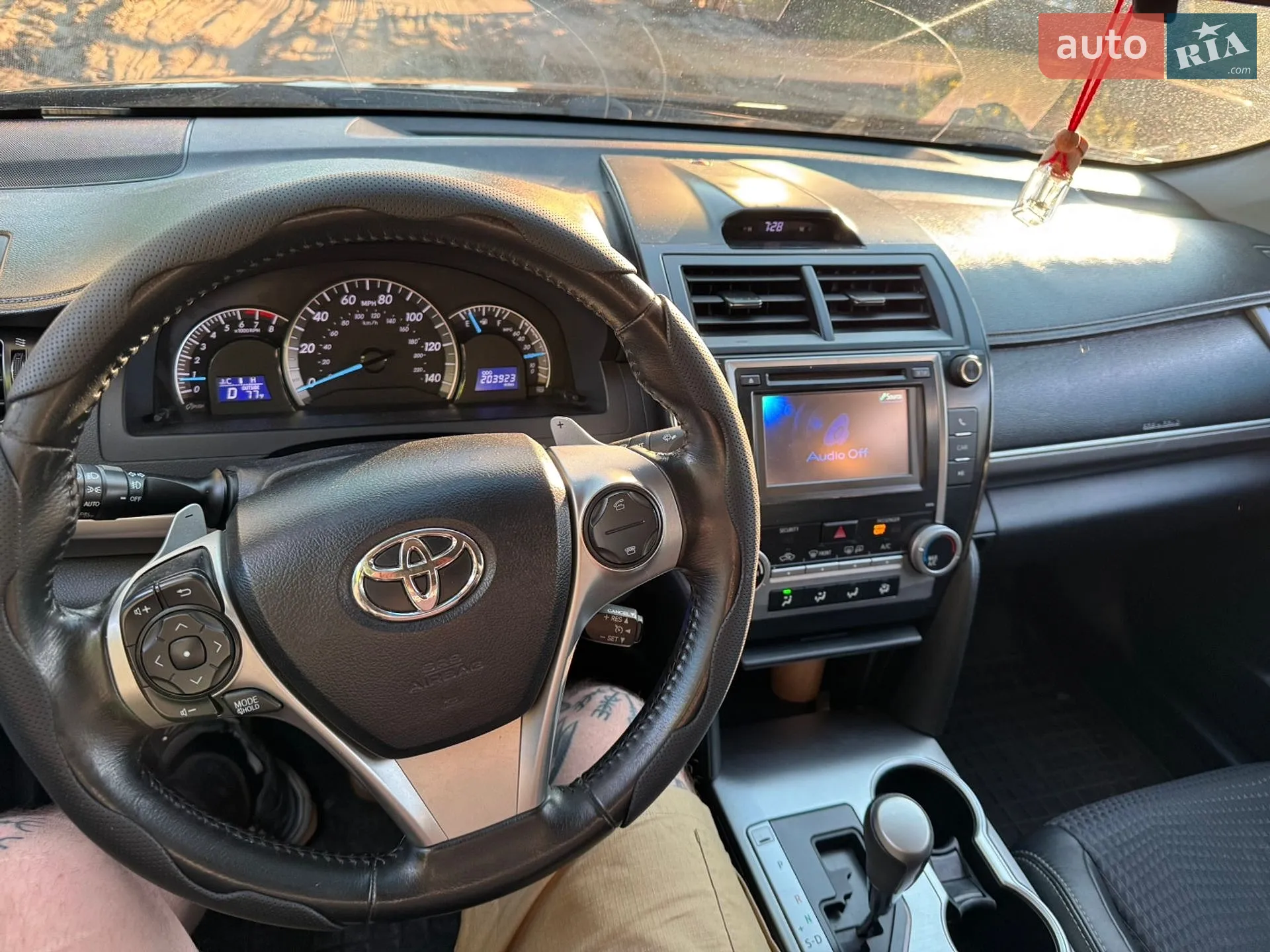 2013 Toyota Camry - мініатюра 10