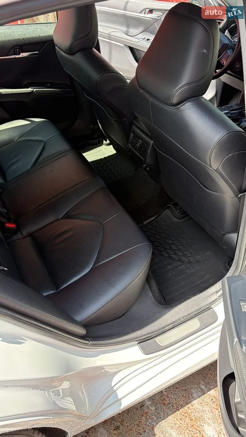 2019 Toyota Camry - мініатюра 8