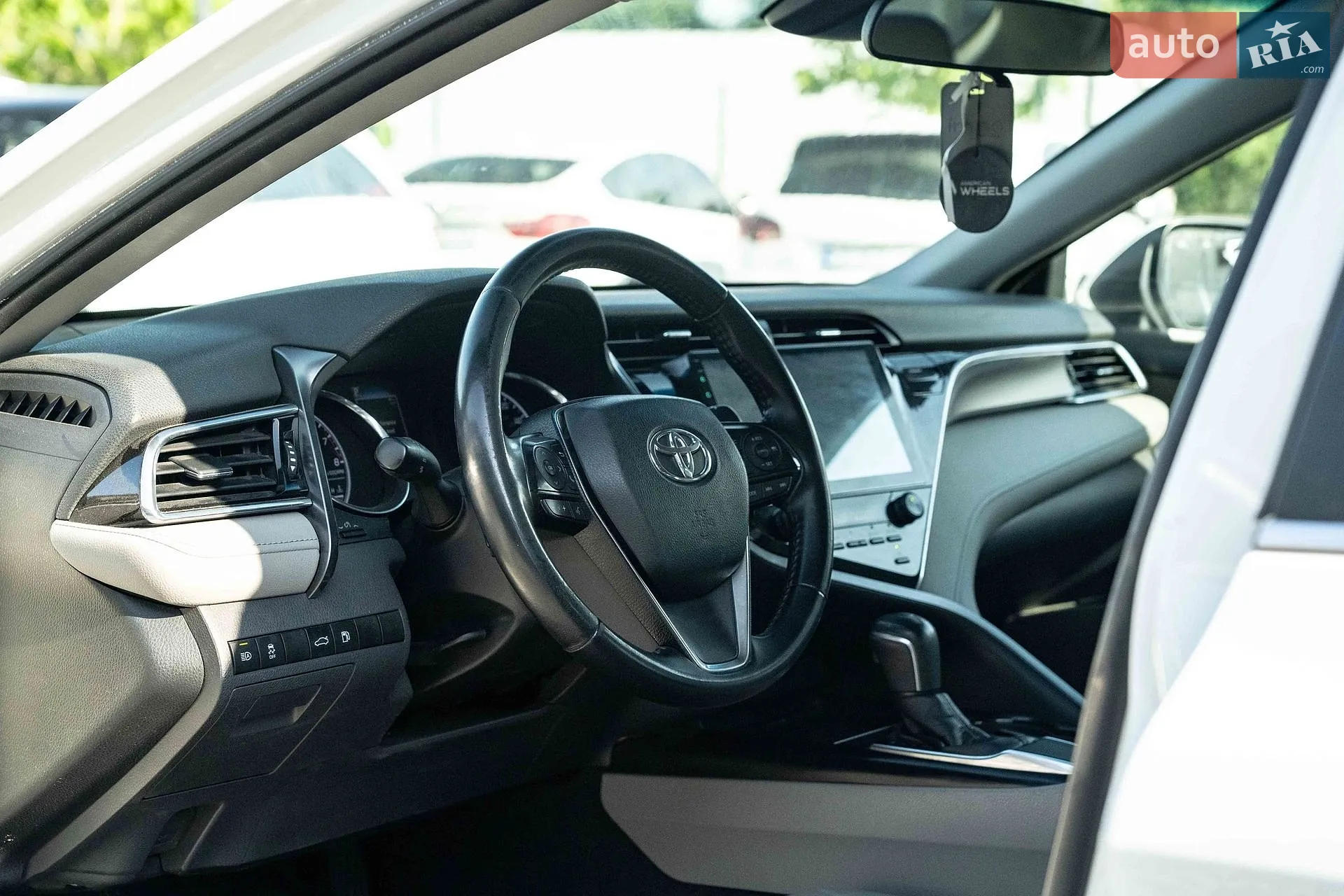 2018 Toyota Camry - мініатюра 19