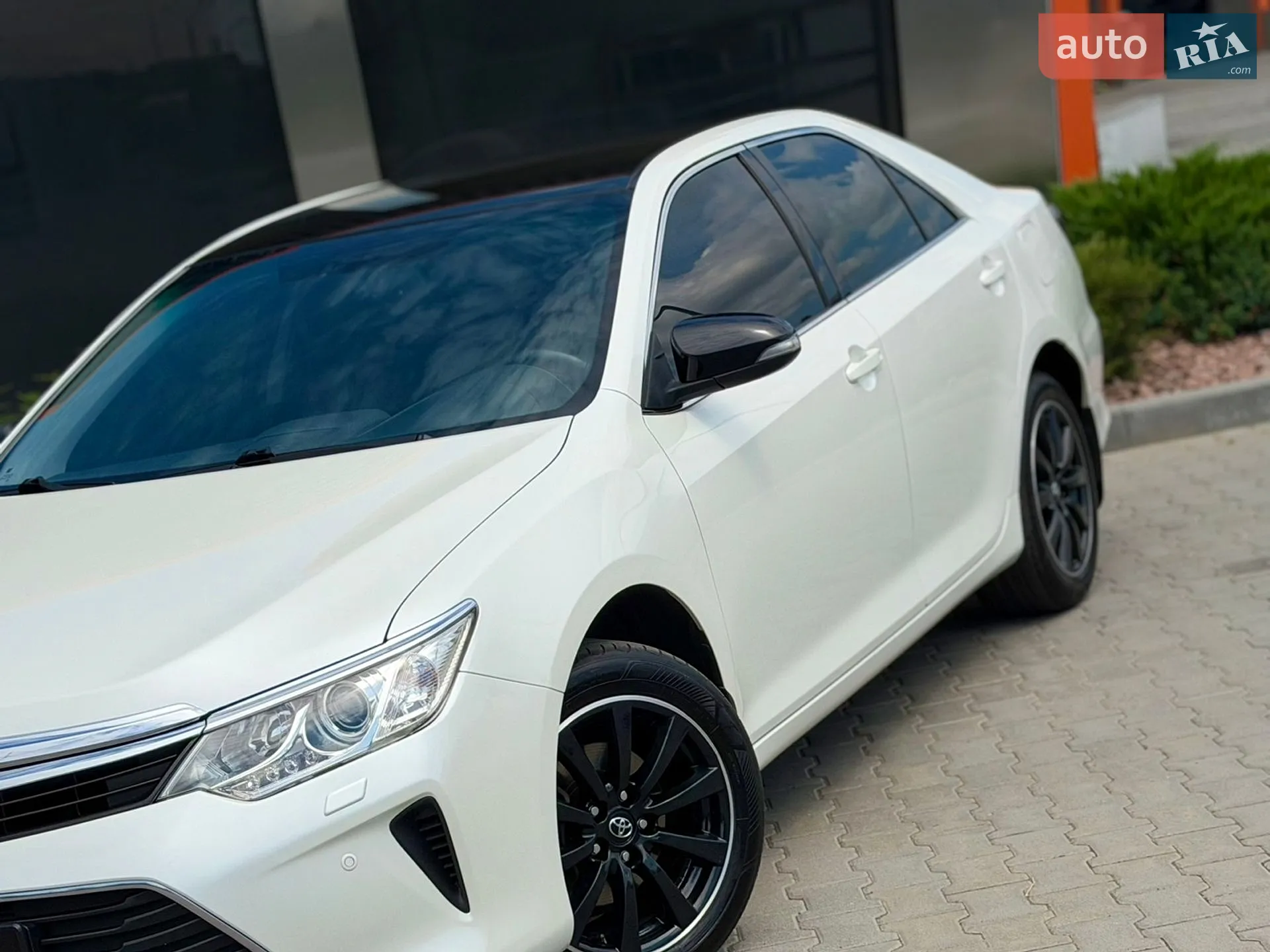 2016 Toyota Camry - мініатюра 21