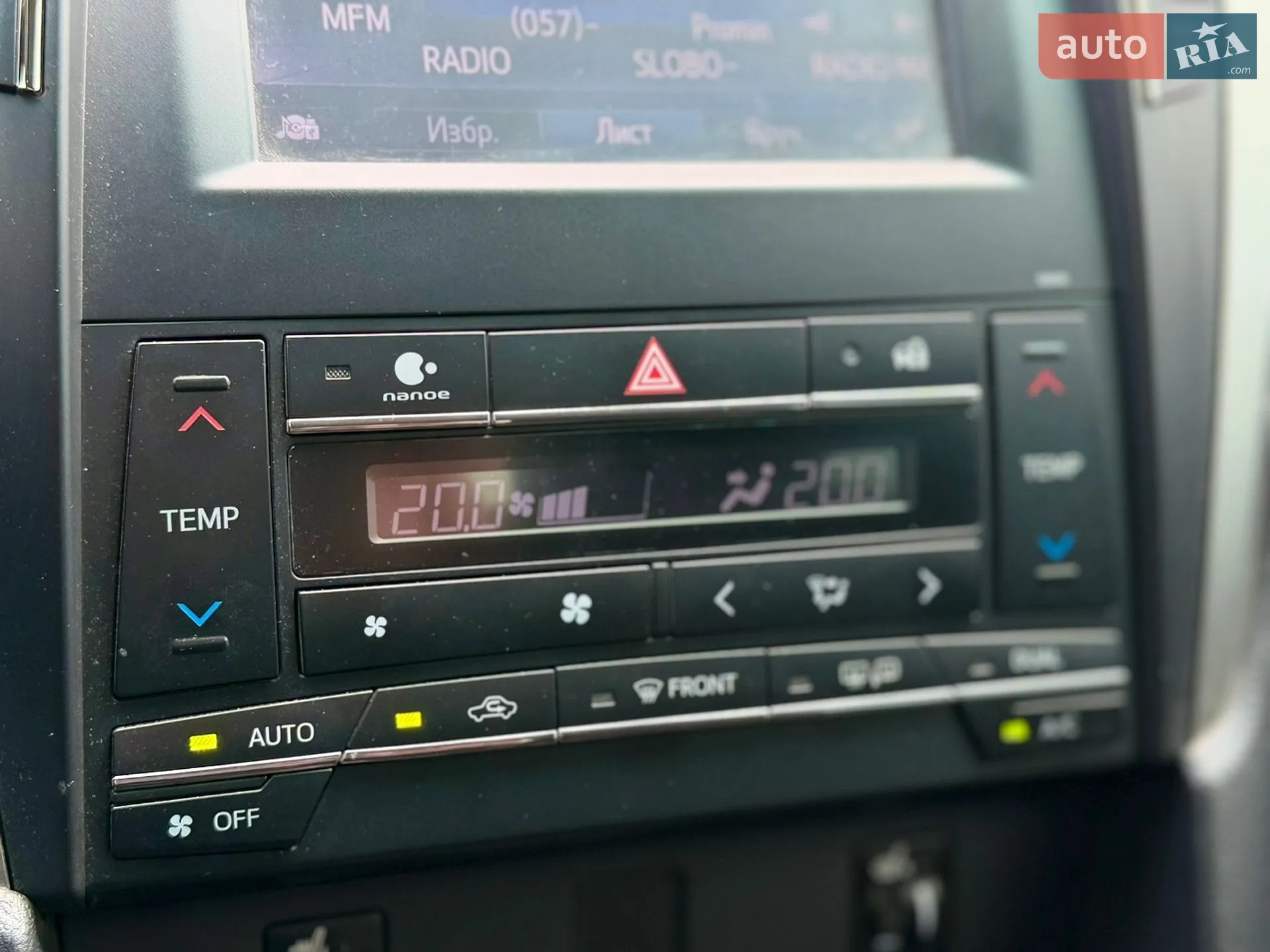 2016 Toyota Camry - мініатюра 38