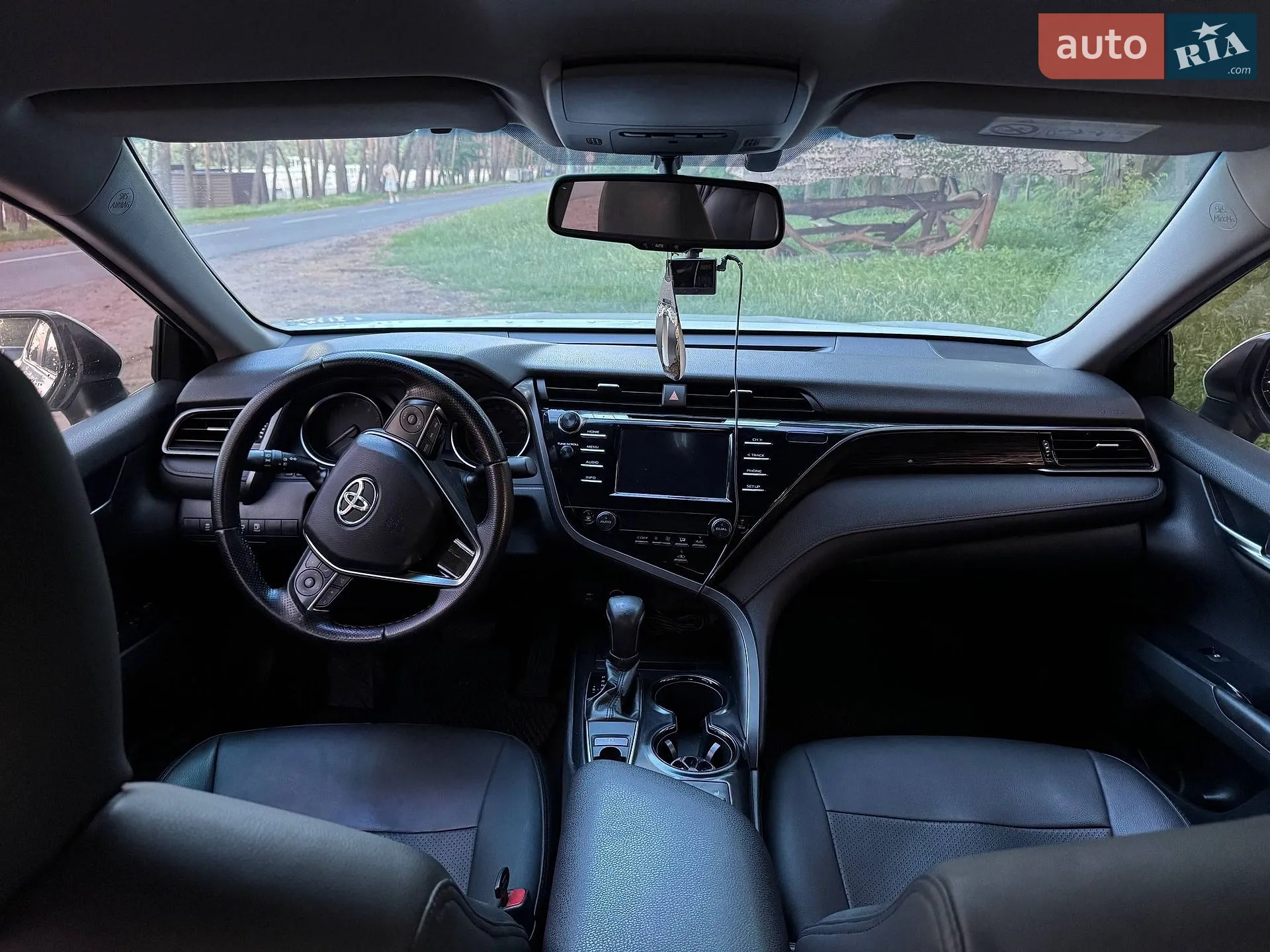 2019 Toyota Camry - мініатюра 12
