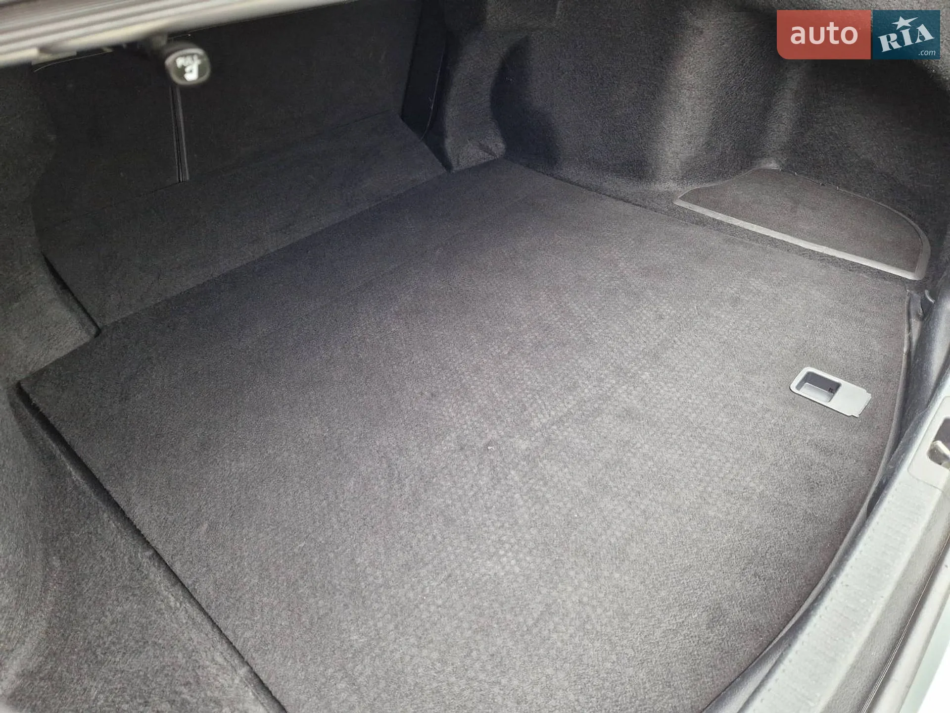 2018 Toyota Camry - мініатюра 8