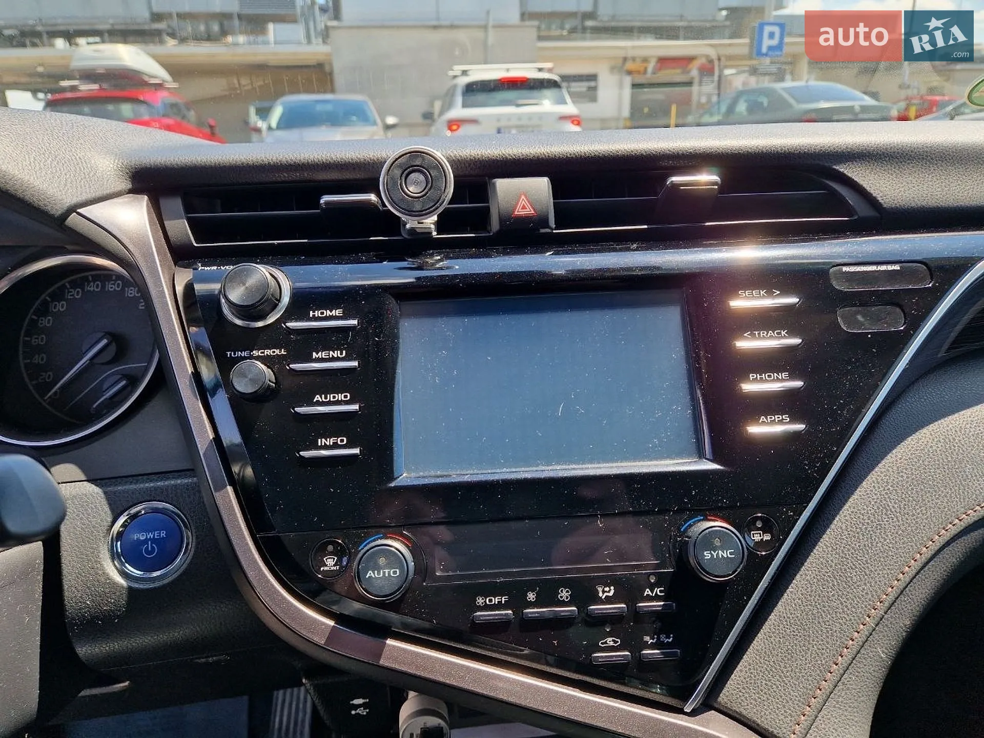 2018 Toyota Camry - мініатюра 10