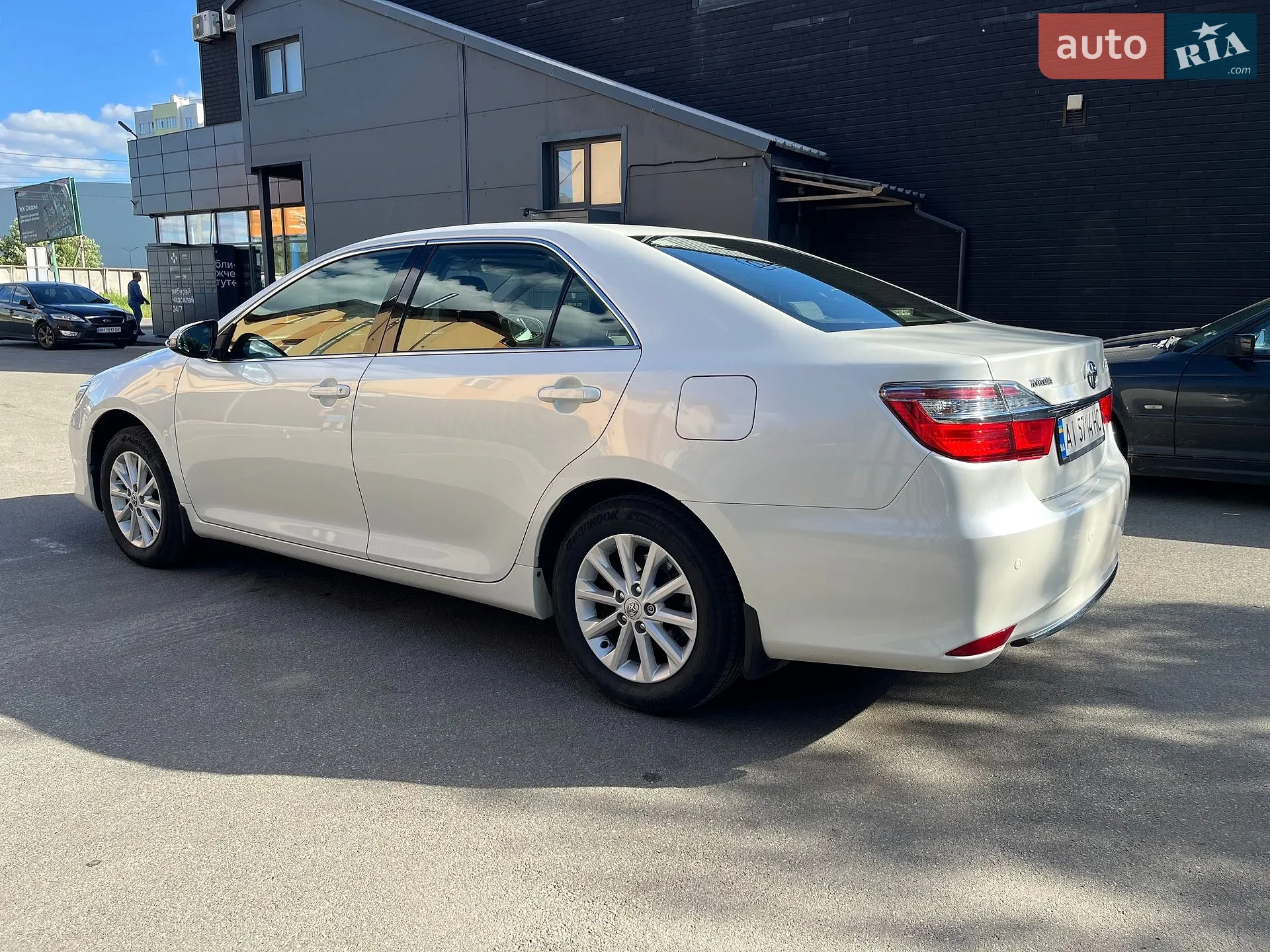 2017 Toyota Camry - мініатюра 2
