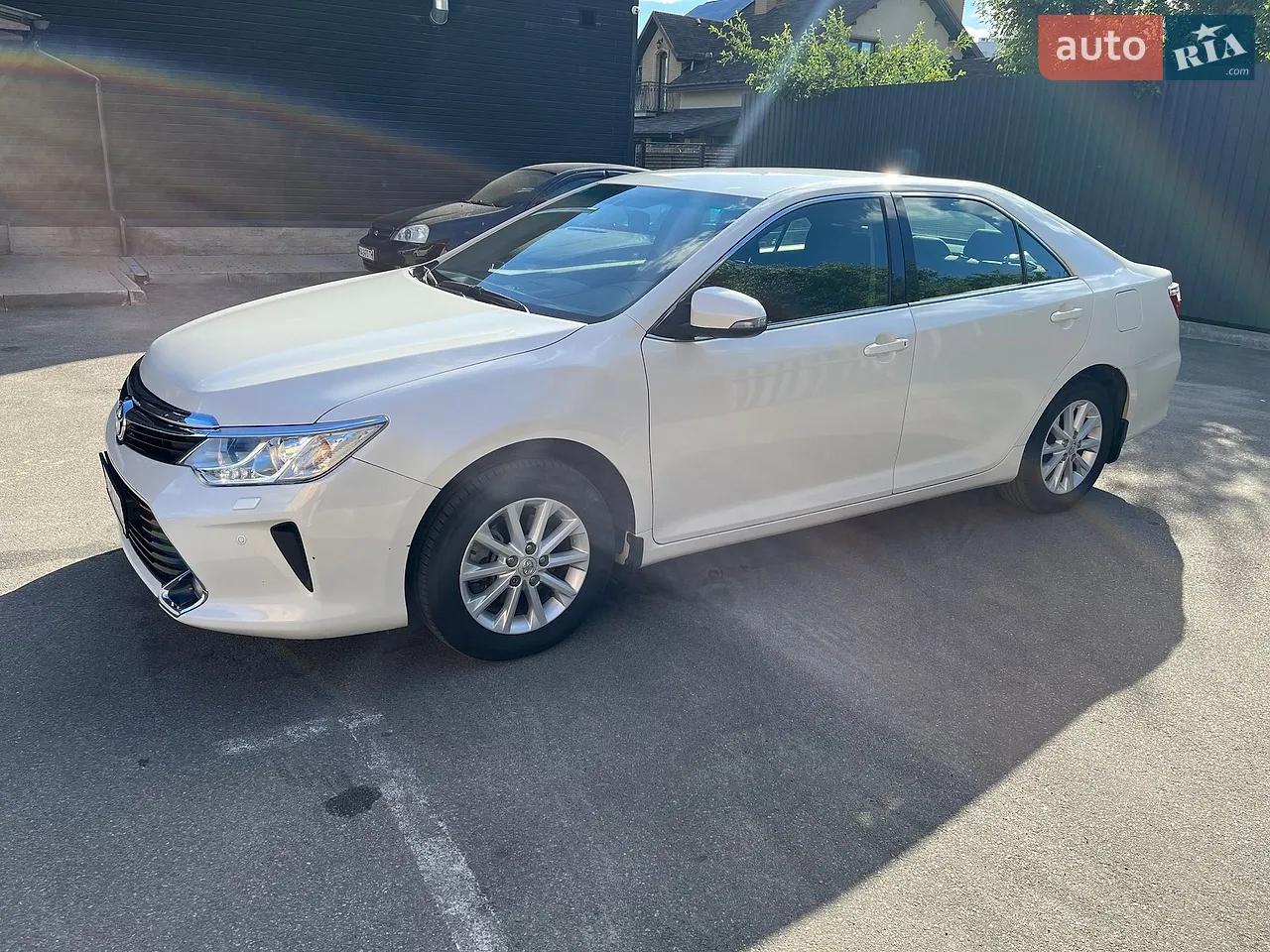 2016 Toyota Camry - мініатюра 18