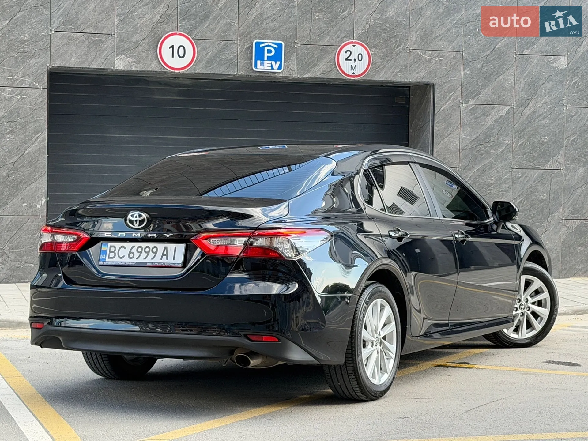 2023 Toyota Camry - мініатюра 3