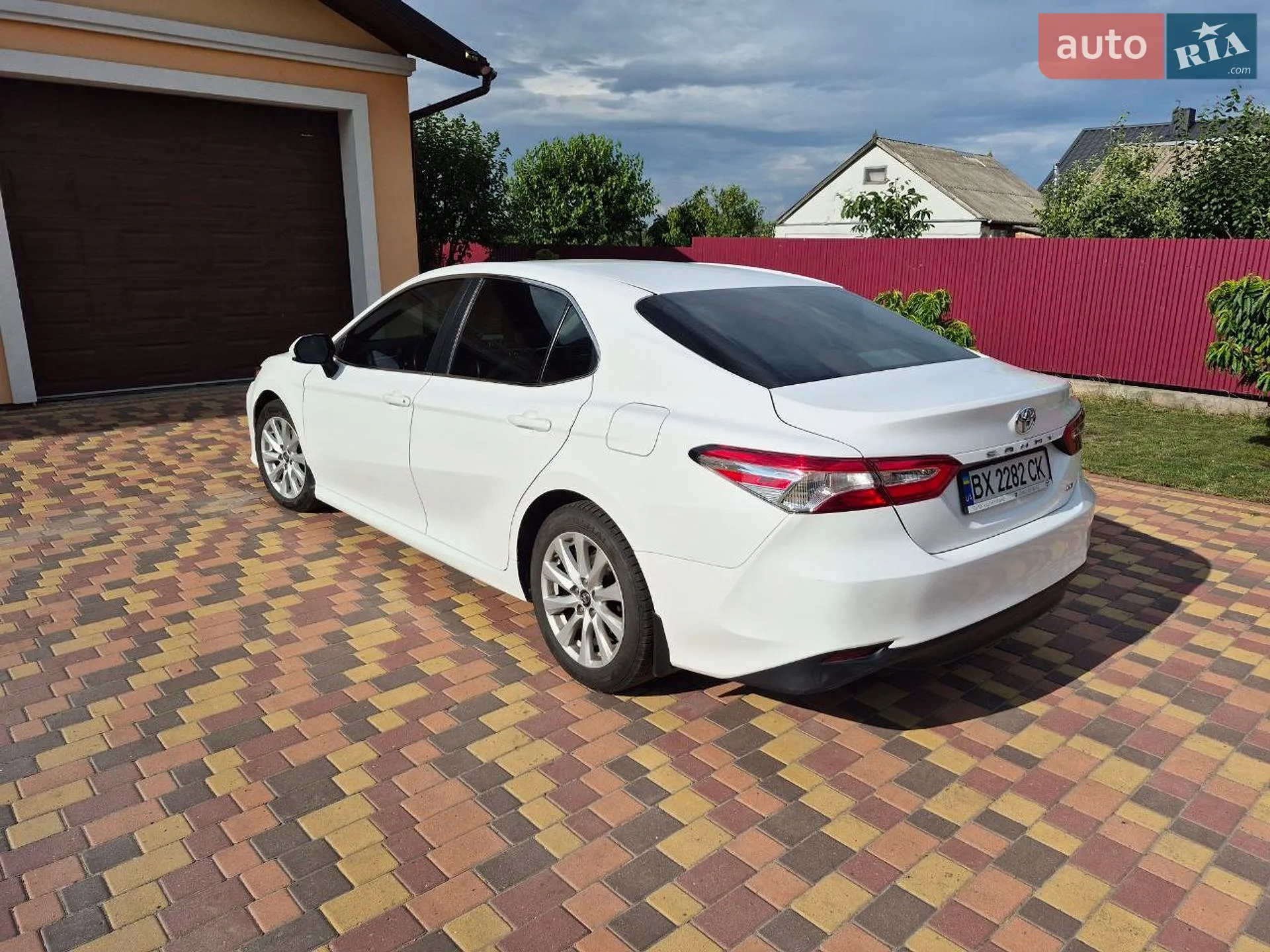 2018 Toyota Camry - мініатюра 3