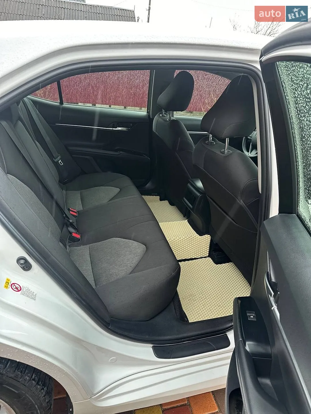 2018 Toyota Camry - мініатюра 9