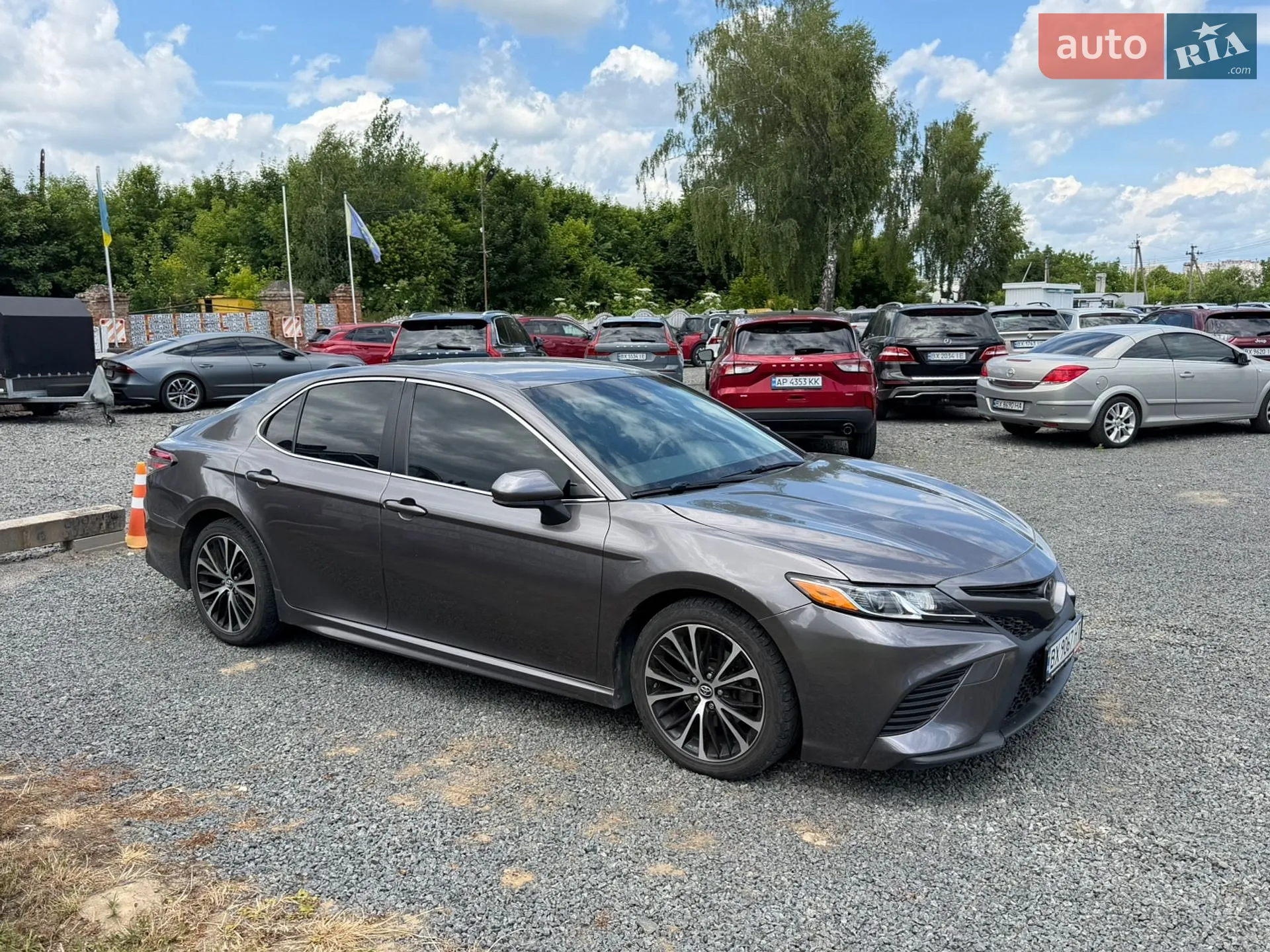 2017 Toyota Camry - мініатюра 2