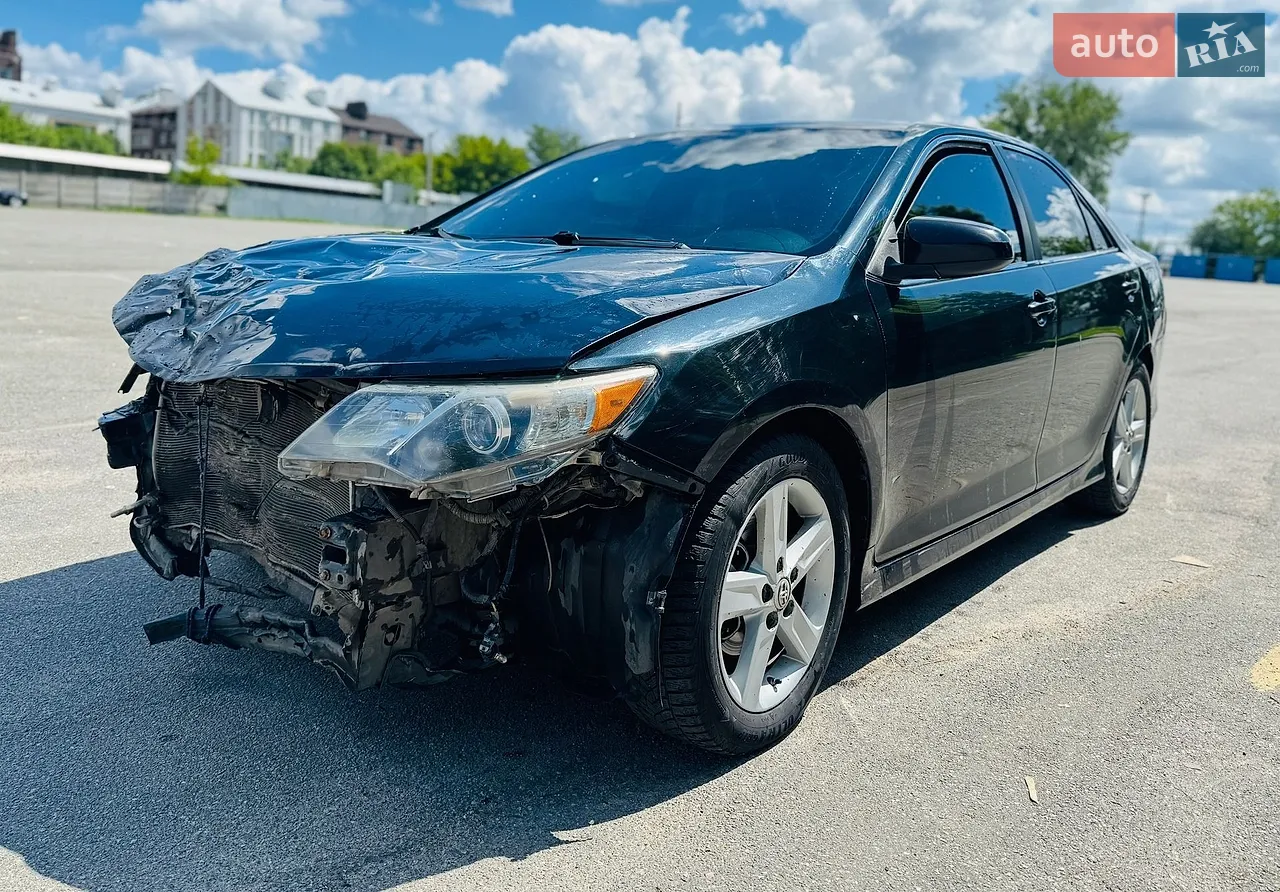 2013 Toyota Camry - мініатюра 21