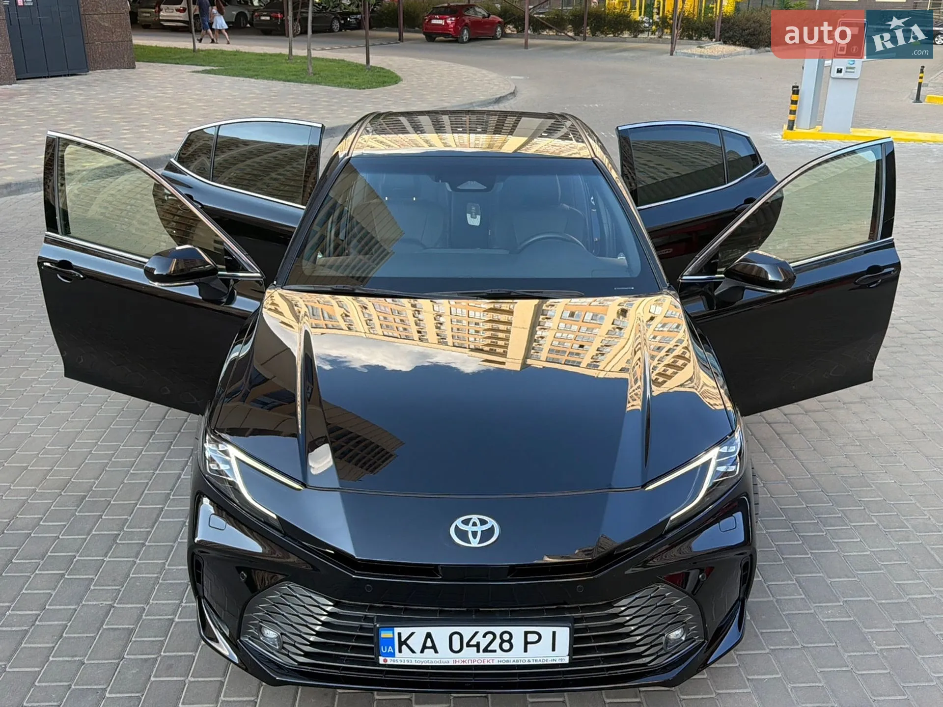 2025 Toyota Camry - мініатюра 48