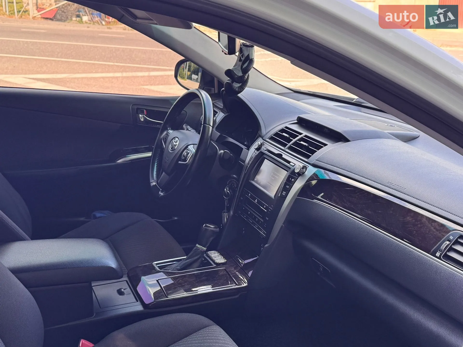 2017 Toyota Camry - мініатюра 26