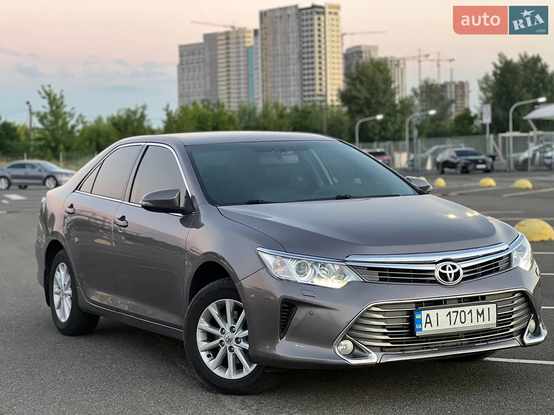 2016 Toyota Camry - мініатюра 5