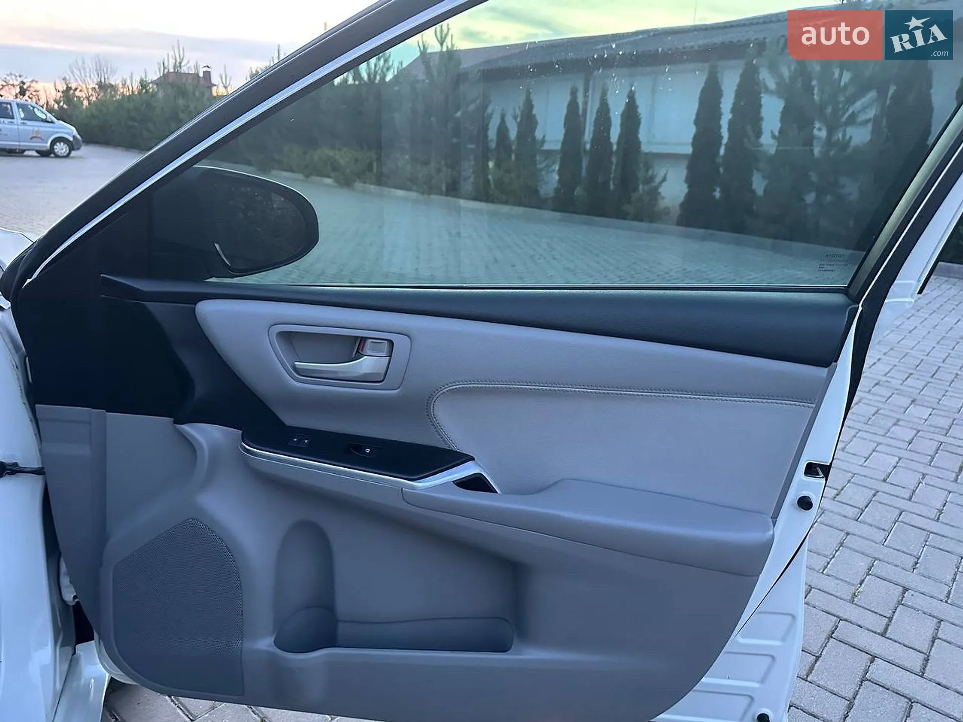 2015 Toyota Camry - мініатюра 16