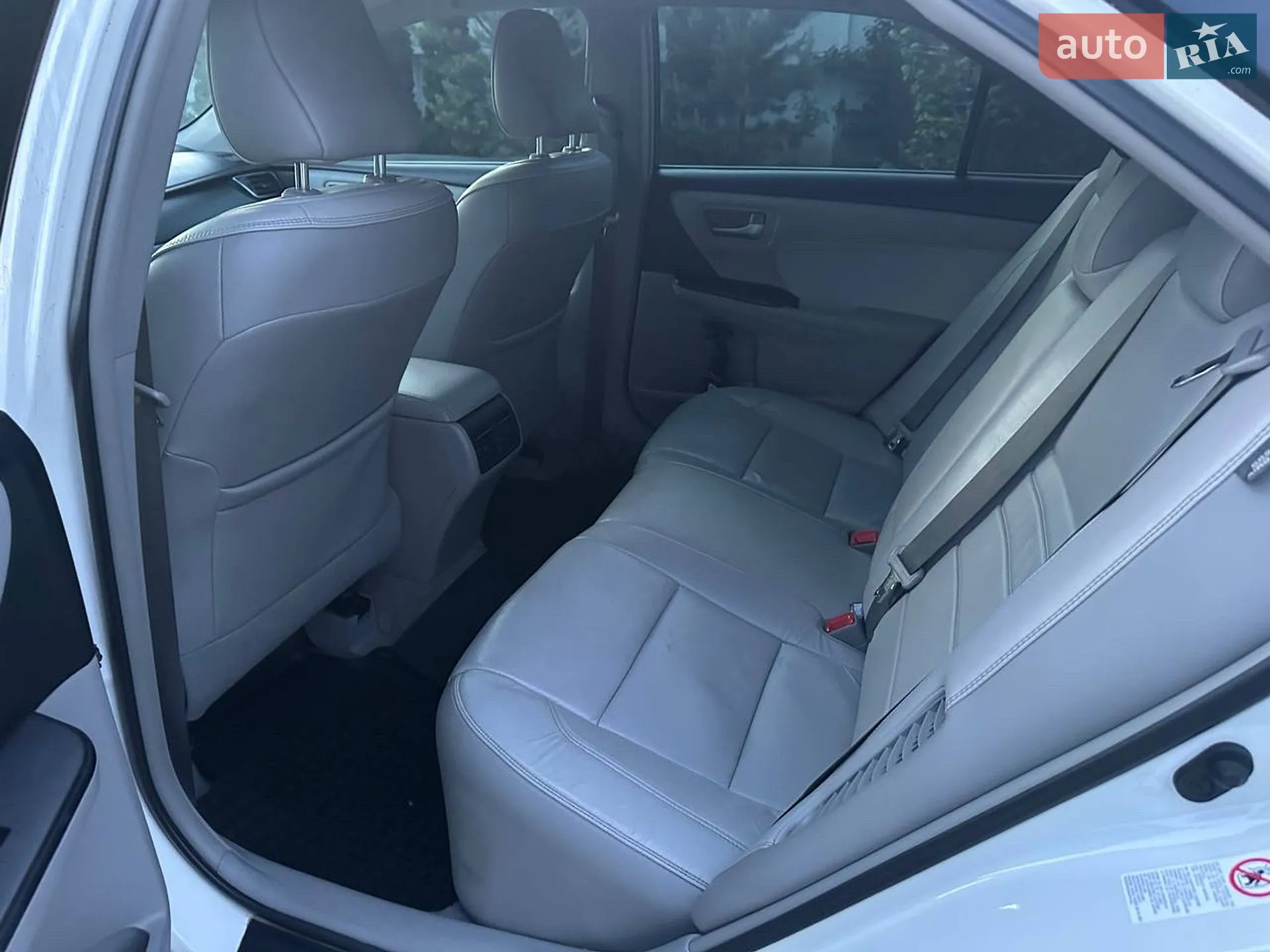 2015 Toyota Camry - мініатюра 19