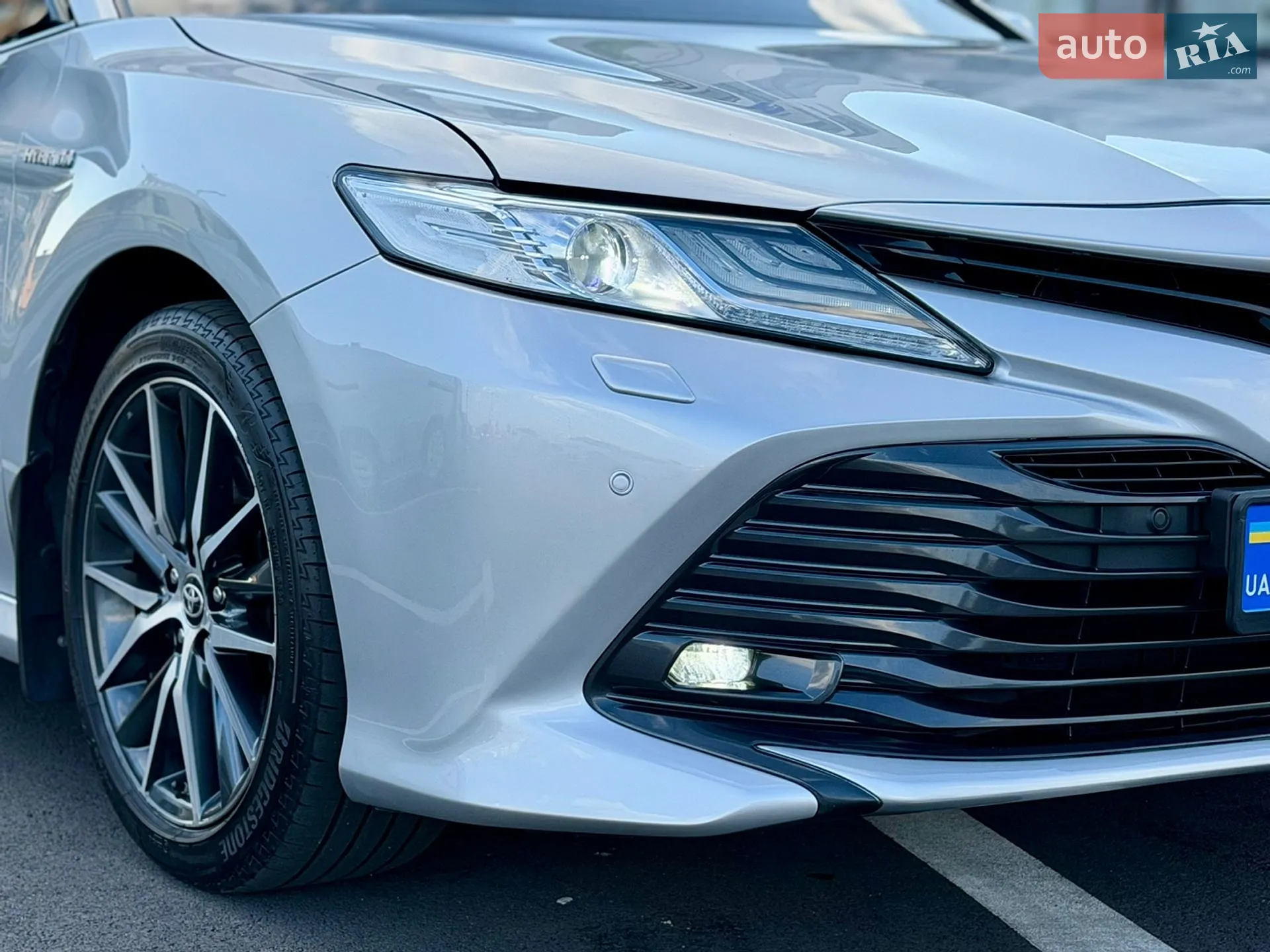 2020 Toyota Camry - мініатюра 2