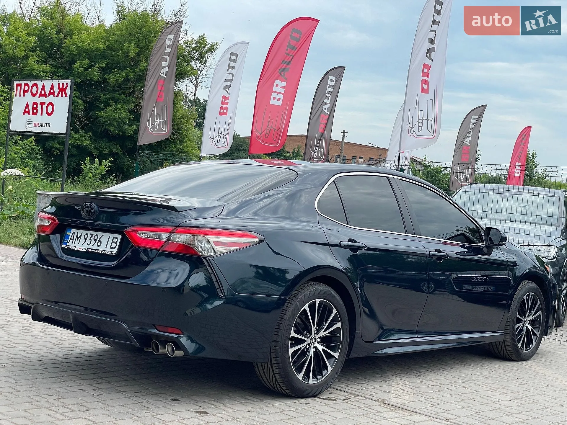 2017 Toyota Camry - мініатюра 14