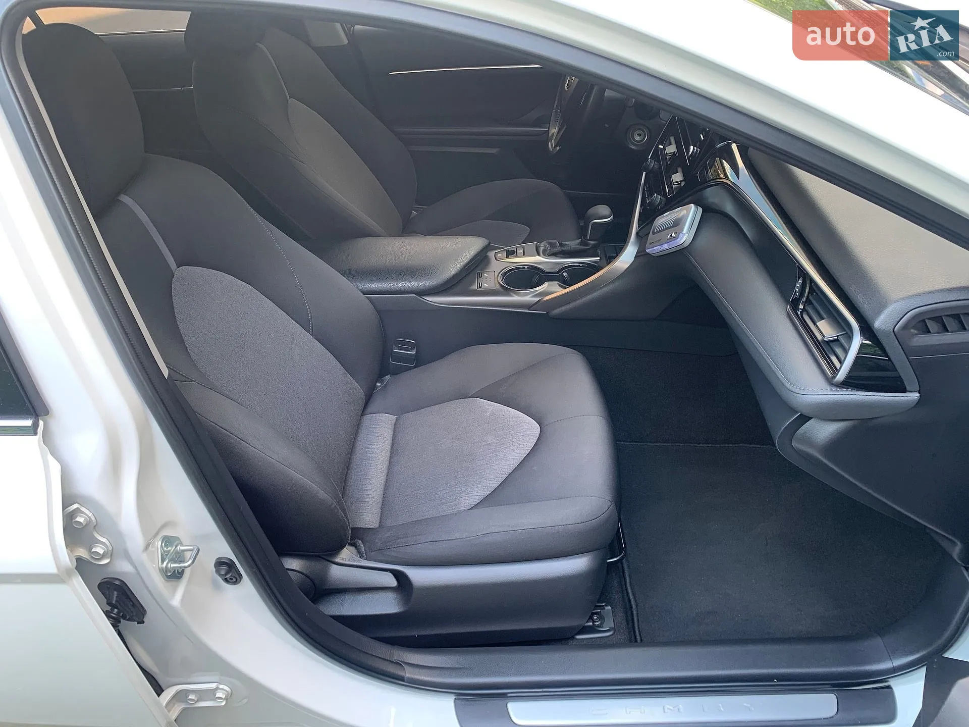 2021 Toyota Camry - мініатюра 47
