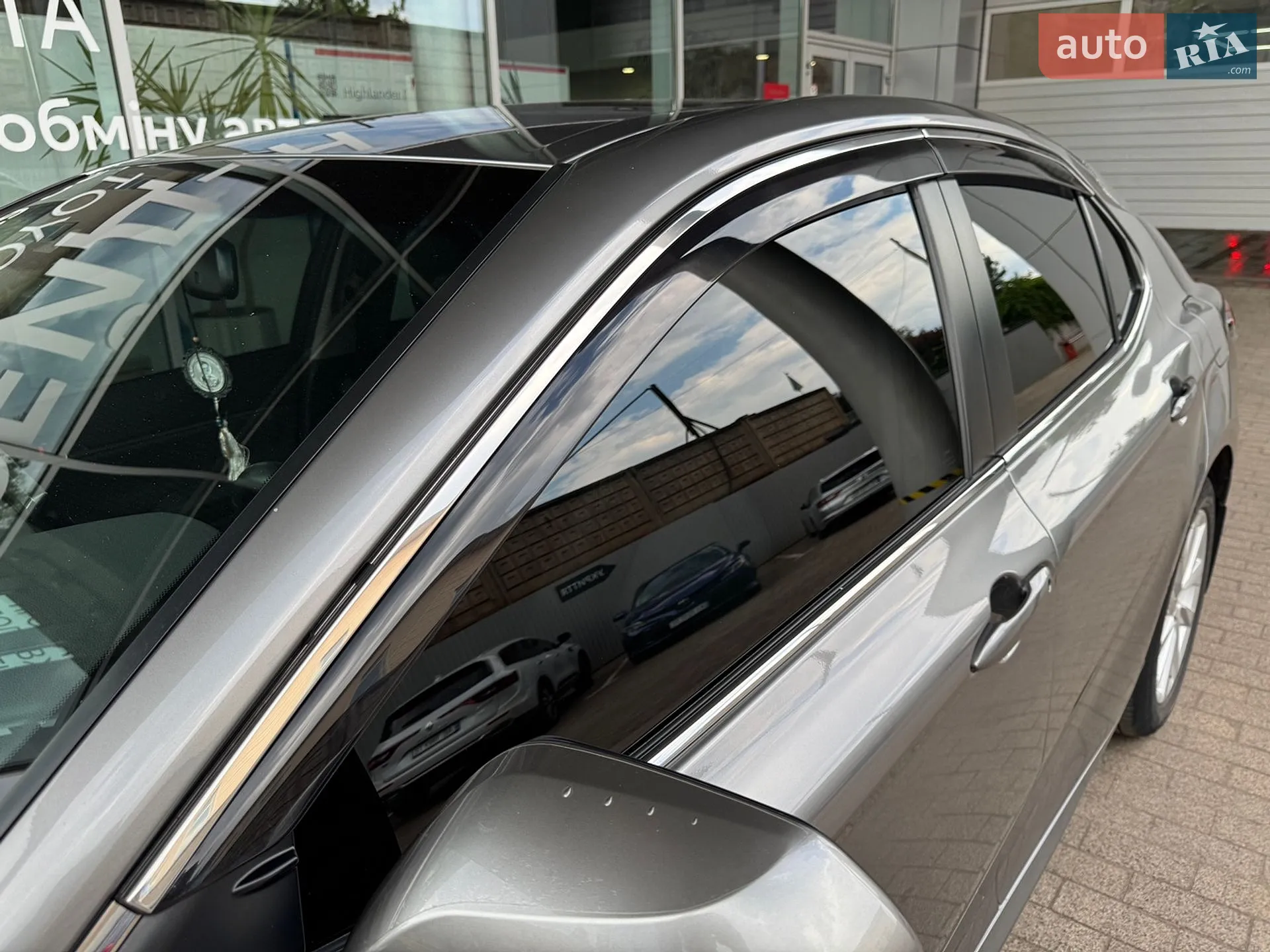 2021 Toyota Camry - мініатюра 16