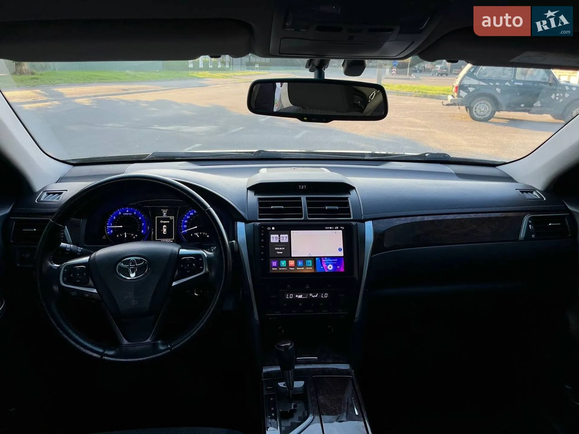 2015 Toyota Camry - мініатюра 9