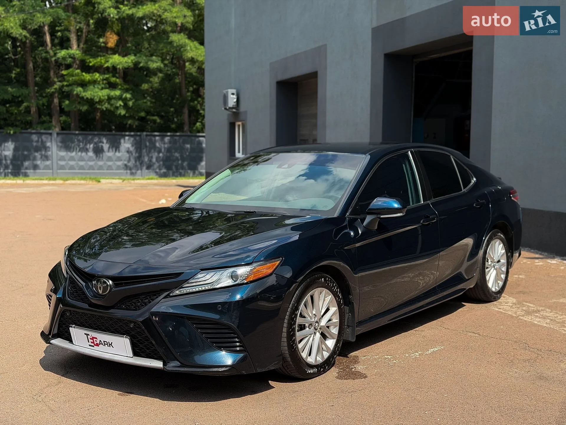 2018 Toyota Camry - мініатюра 4
