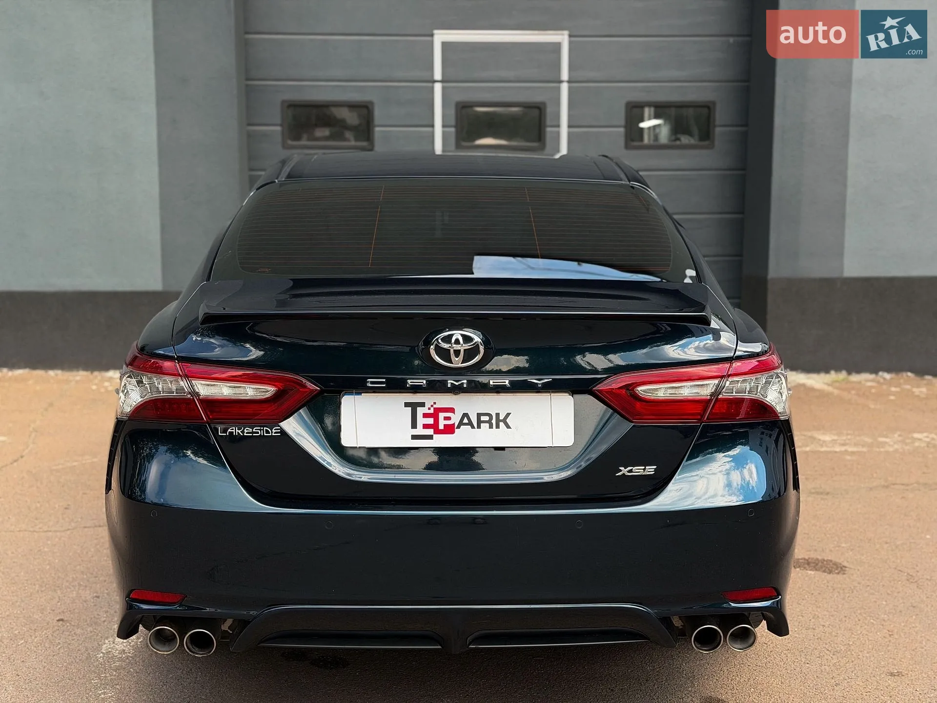 2018 Toyota Camry - мініатюра 9