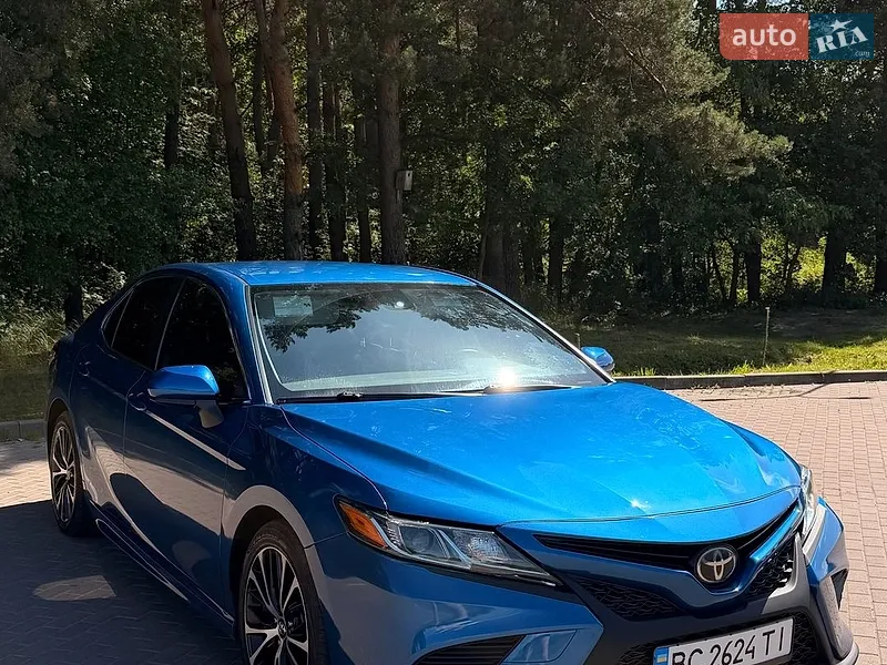 Toyota Camry 2020