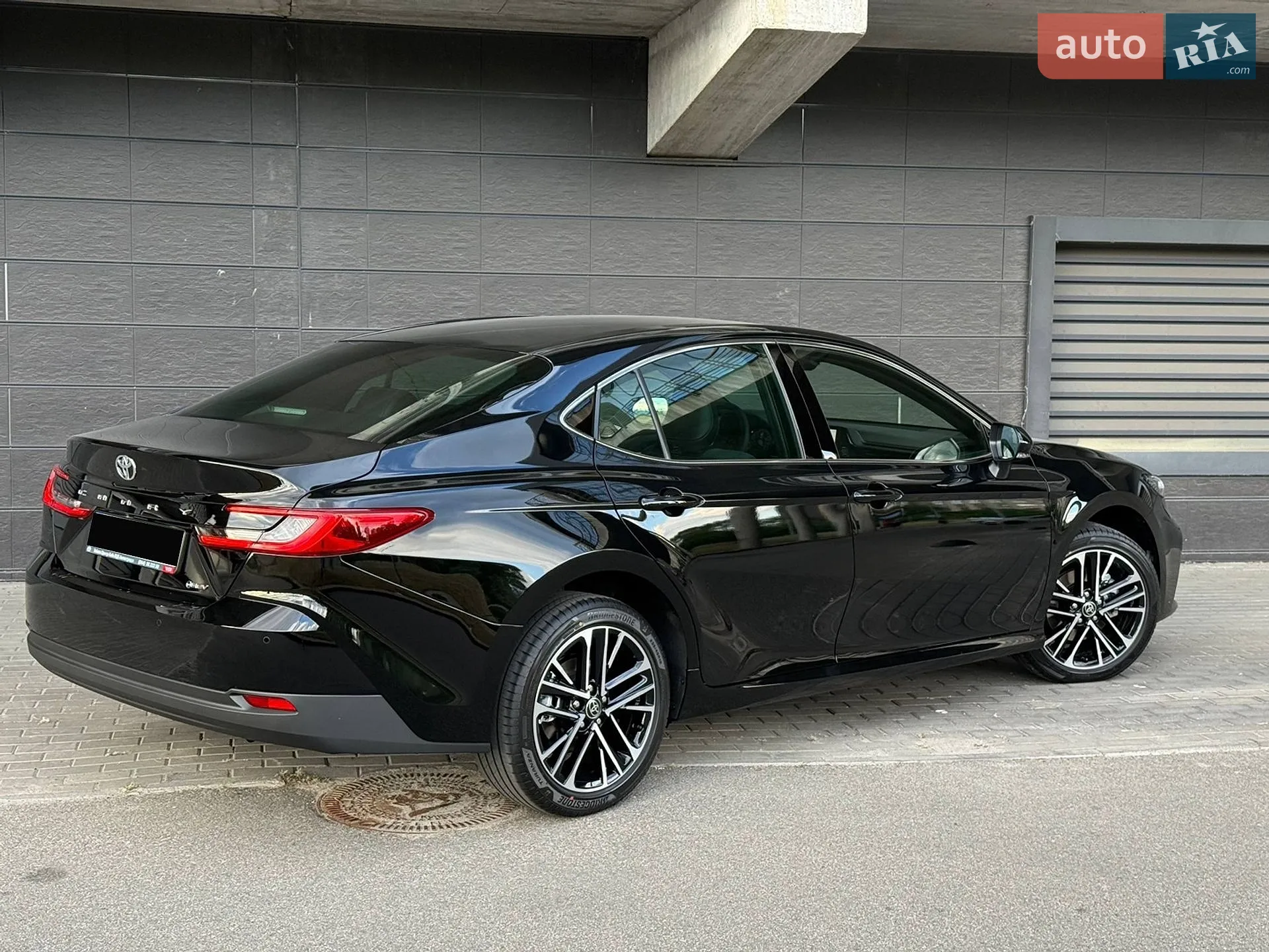 2025 Toyota Camry - мініатюра 3
