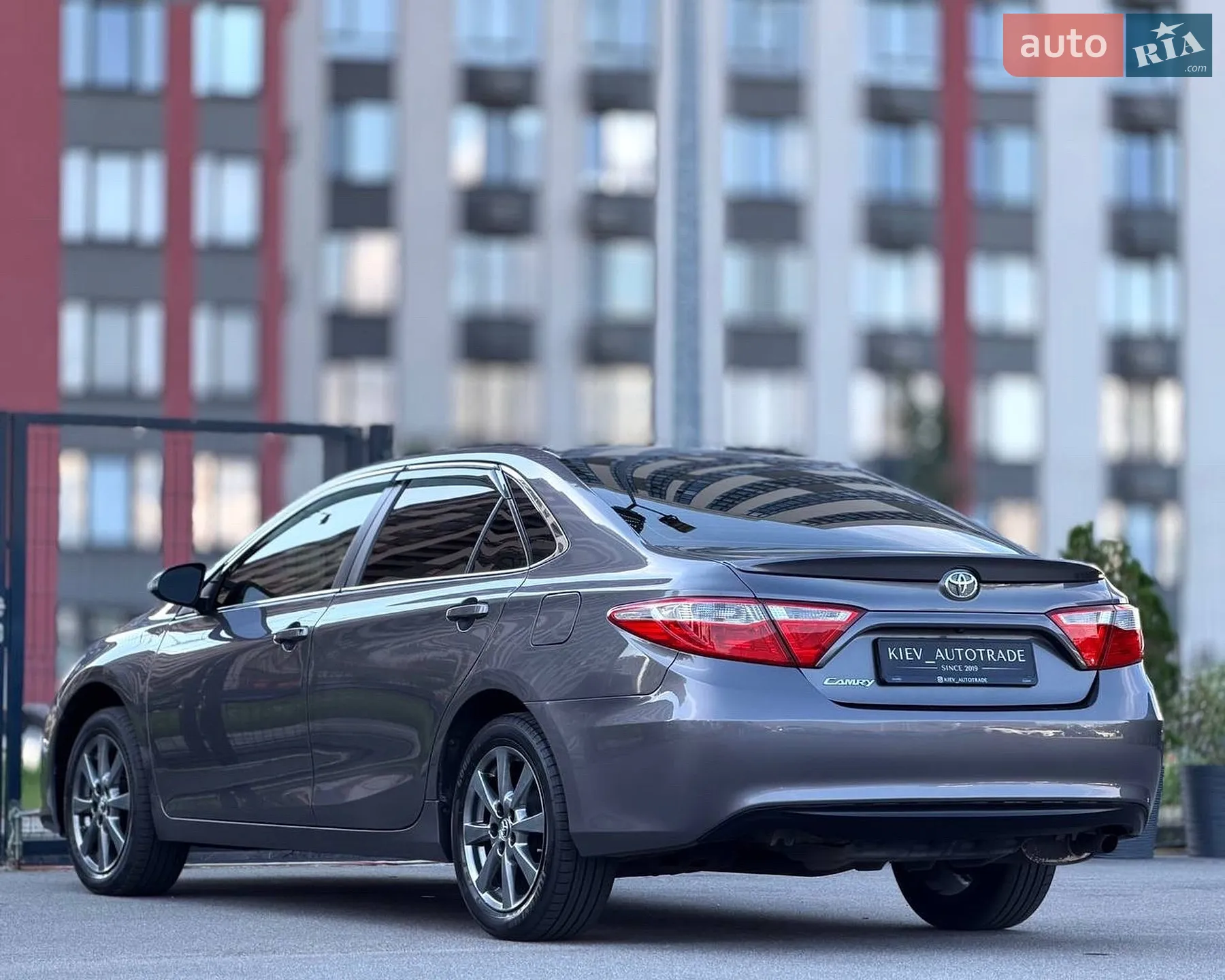 2015 Toyota Camry - мініатюра 16