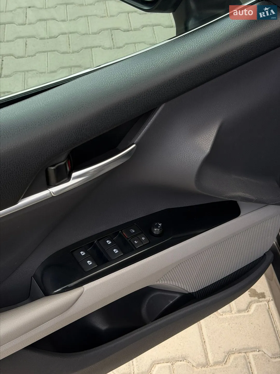 2018 Toyota Camry - мініатюра 28