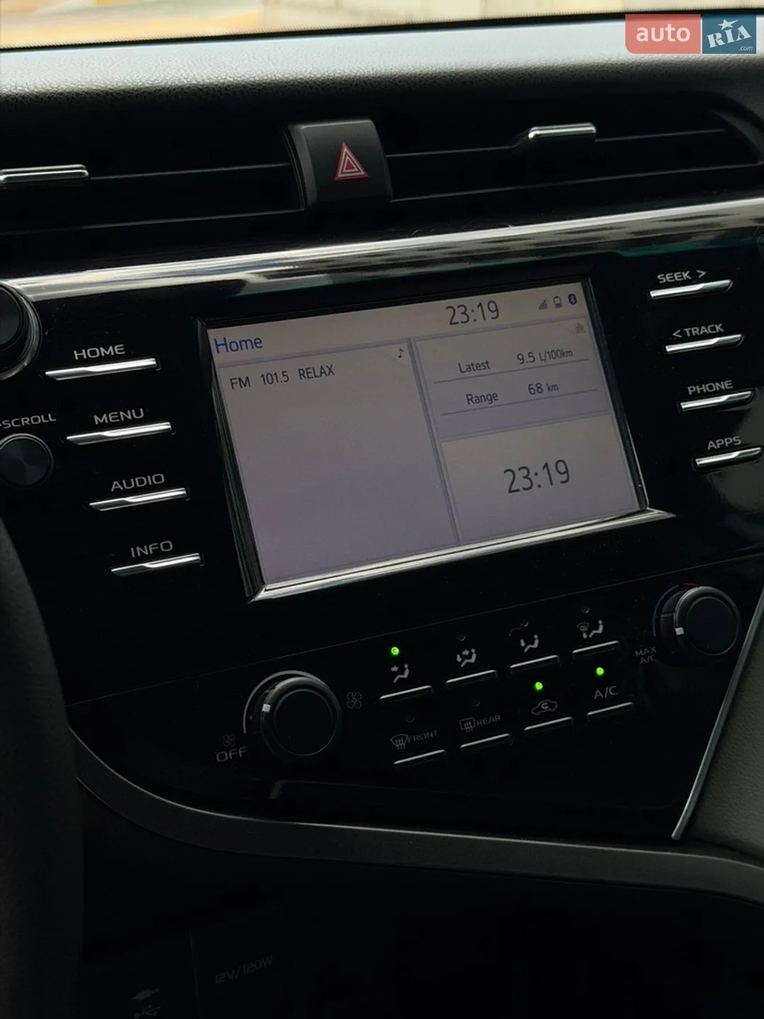 2018 Toyota Camry - мініатюра 33
