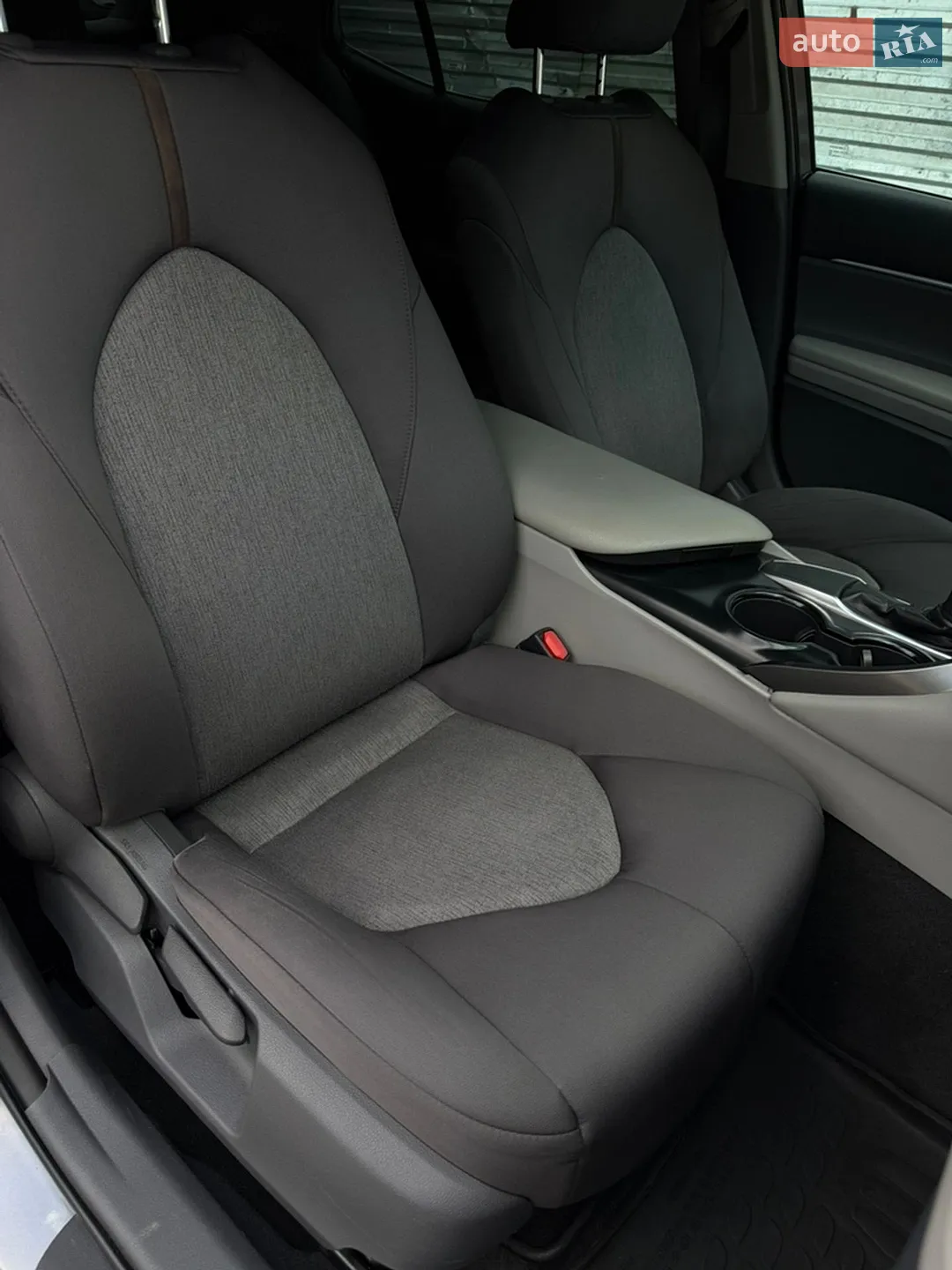 2018 Toyota Camry - мініатюра 37