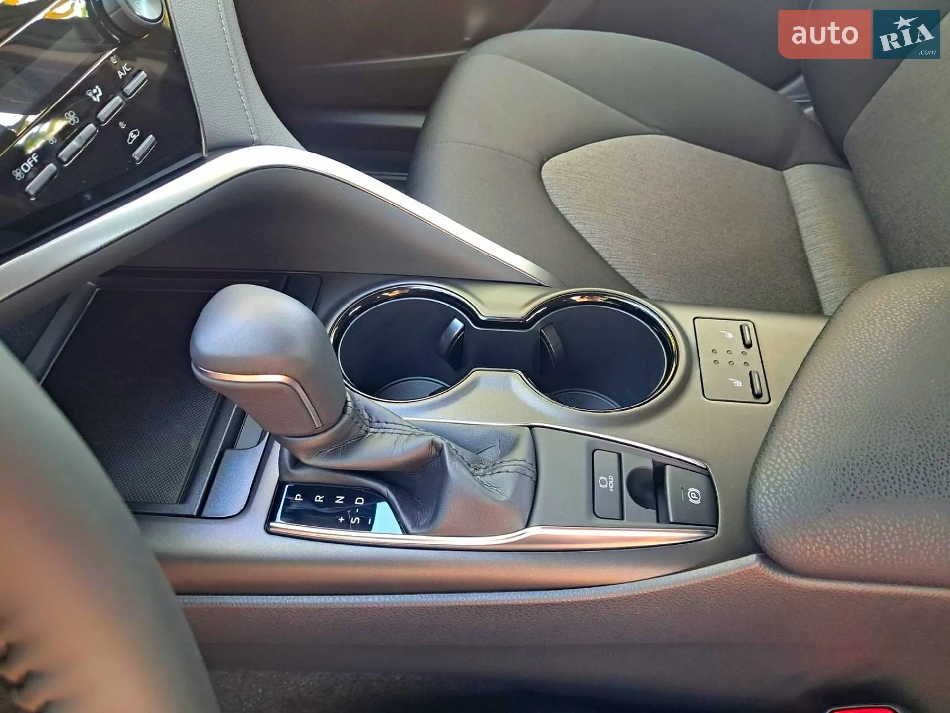 2021 Toyota Camry - мініатюра 34
