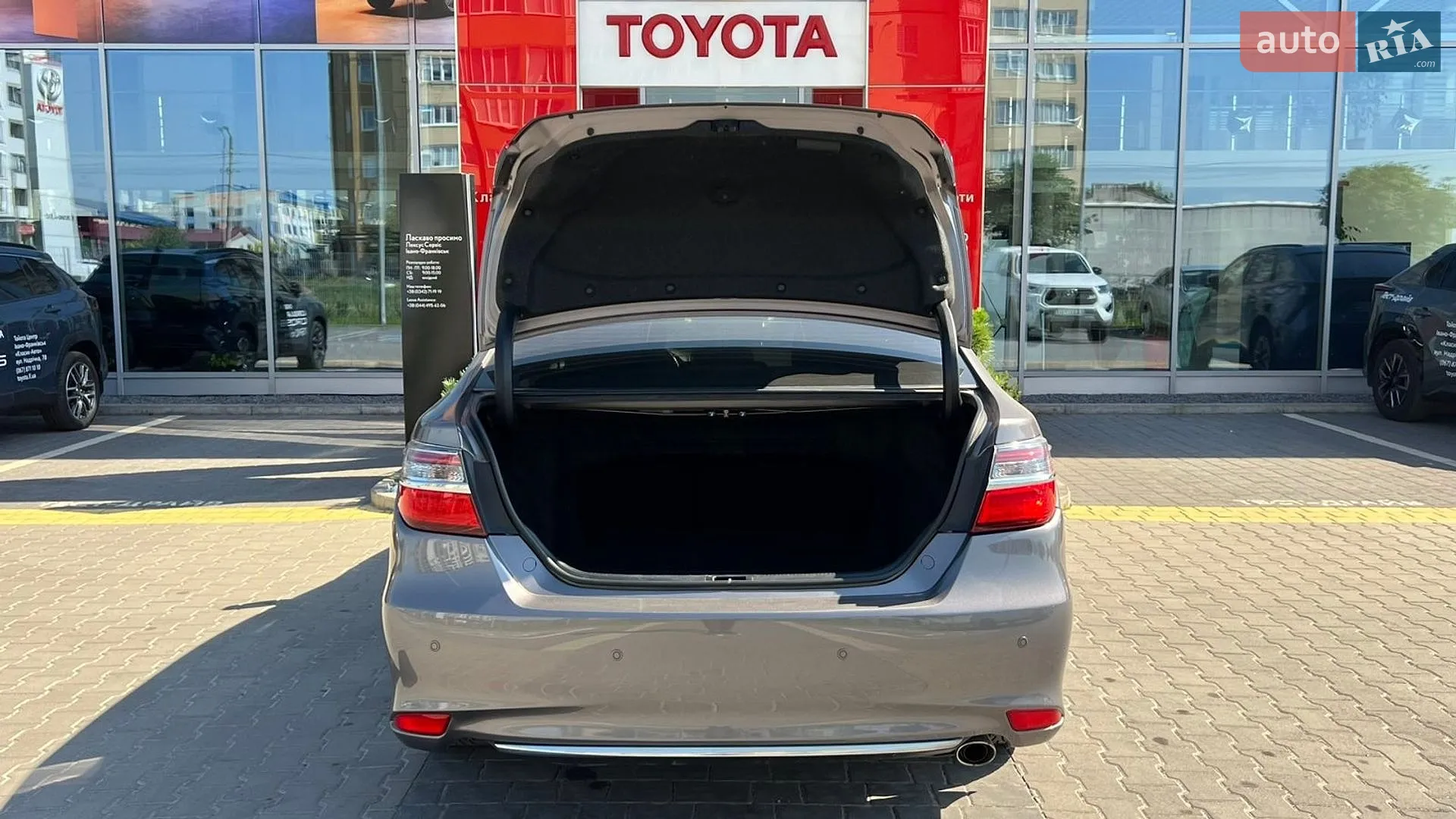 2016 Toyota Camry - мініатюра 22