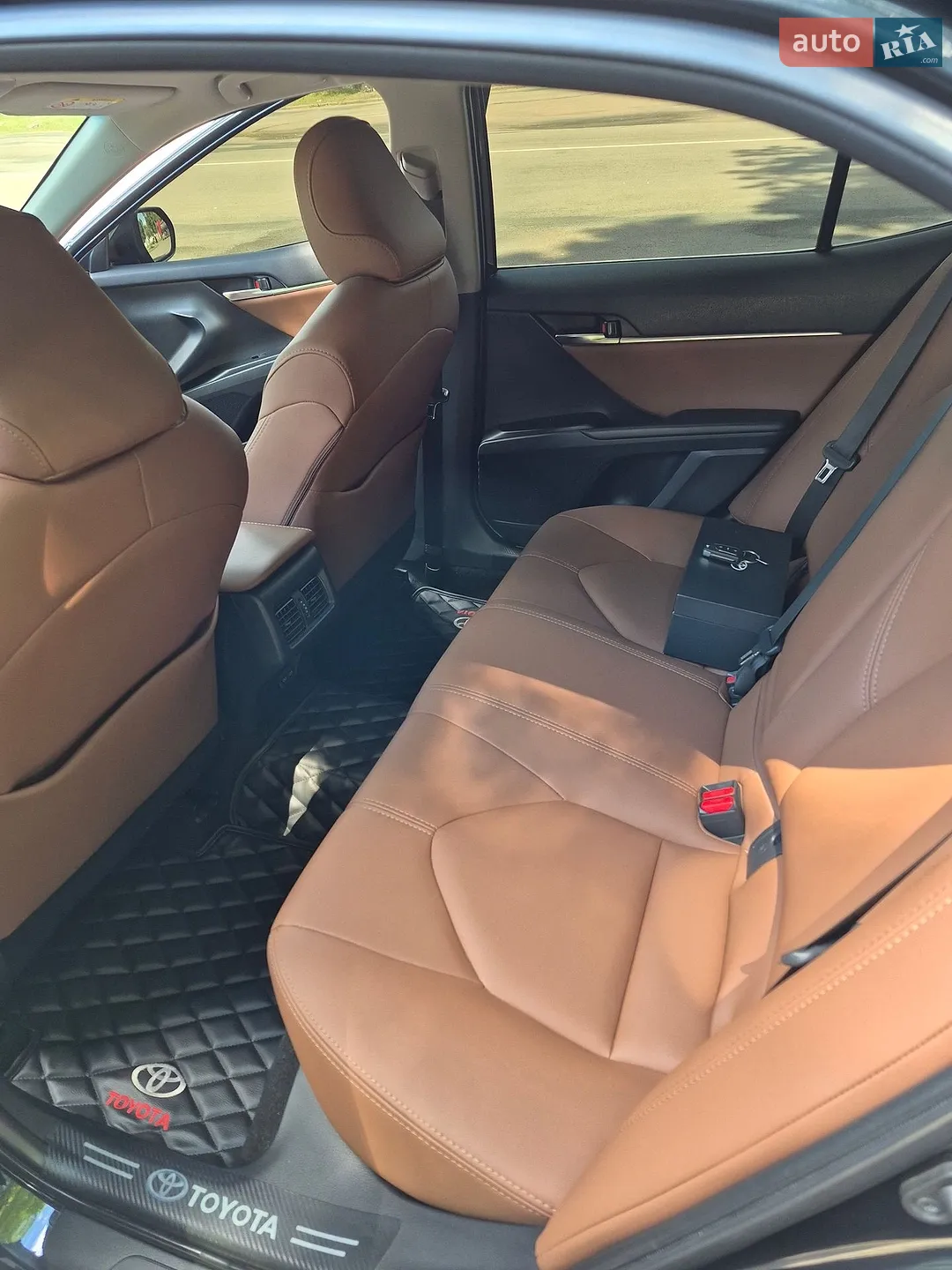 2023 Toyota Camry - мініатюра 18