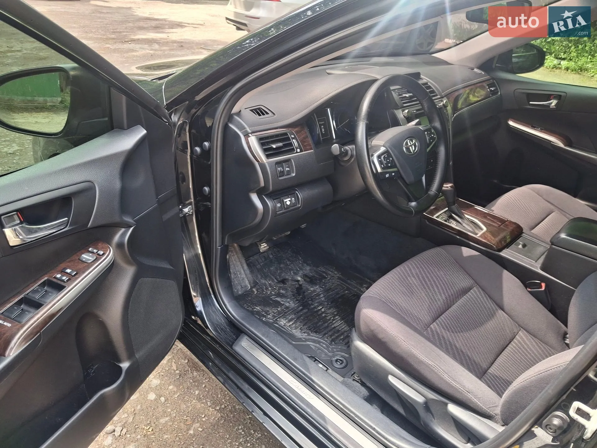 2017 Toyota Camry - мініатюра 28