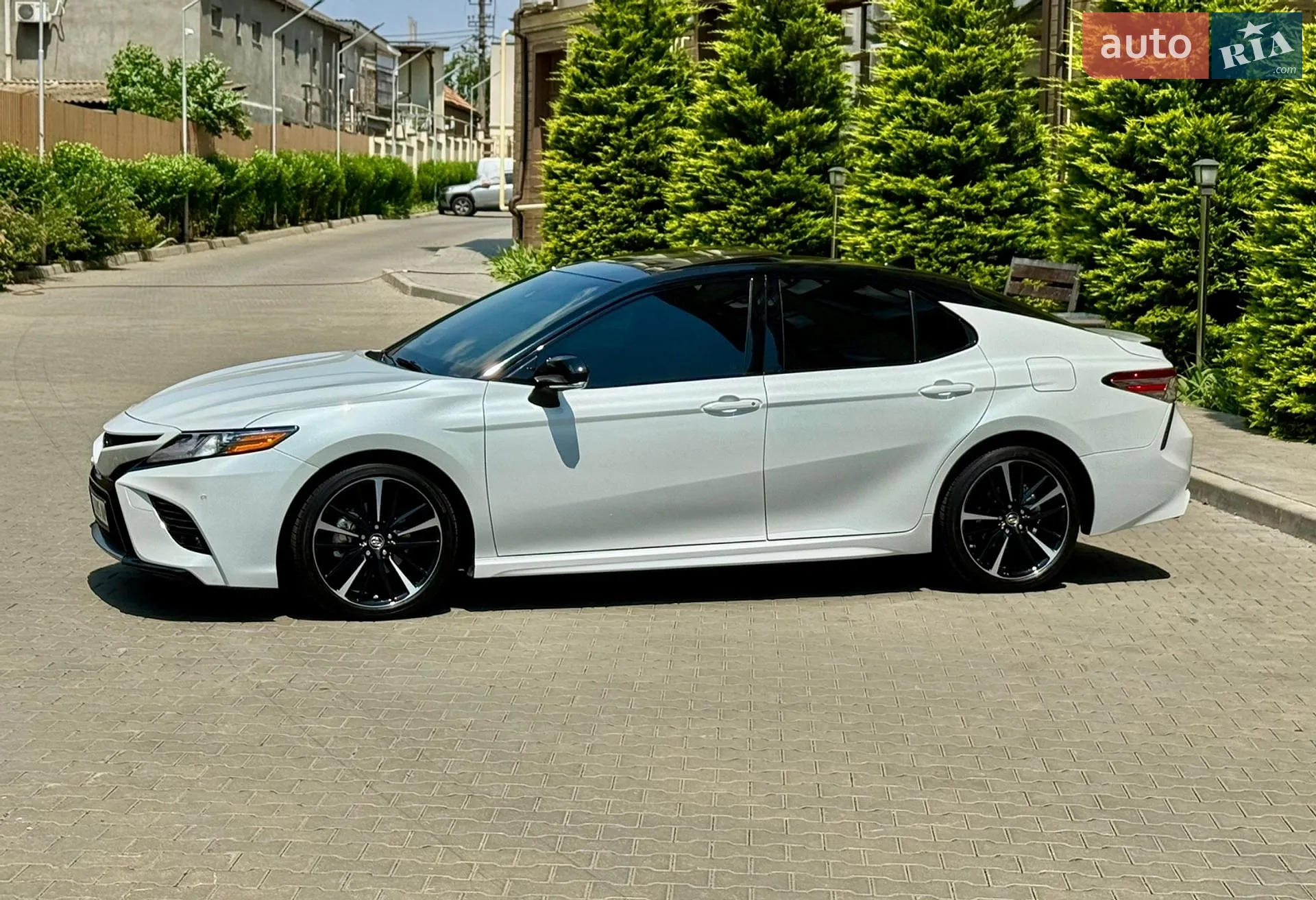 2019 Toyota Camry - мініатюра 18
