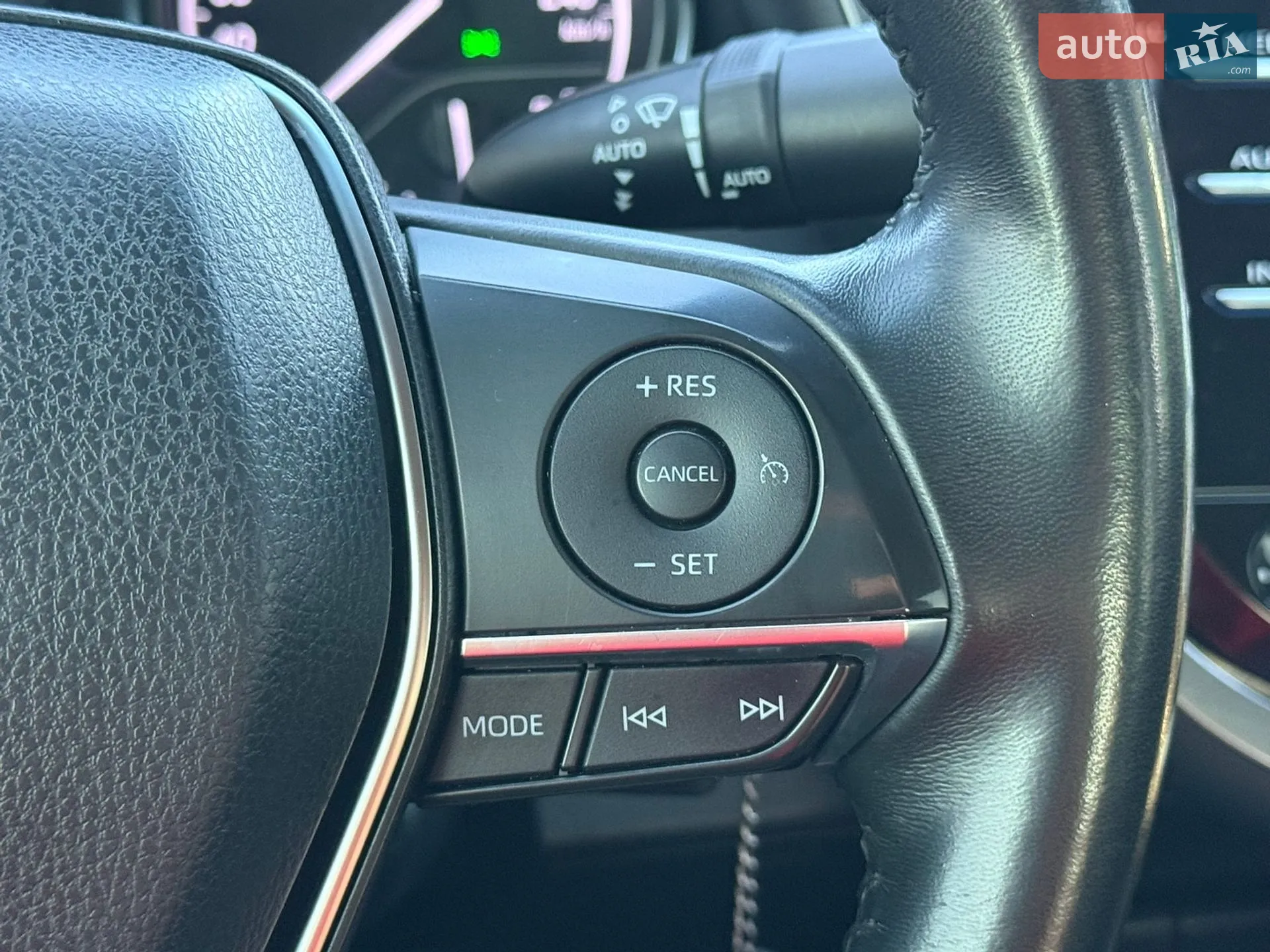 2018 Toyota Camry - мініатюра 18