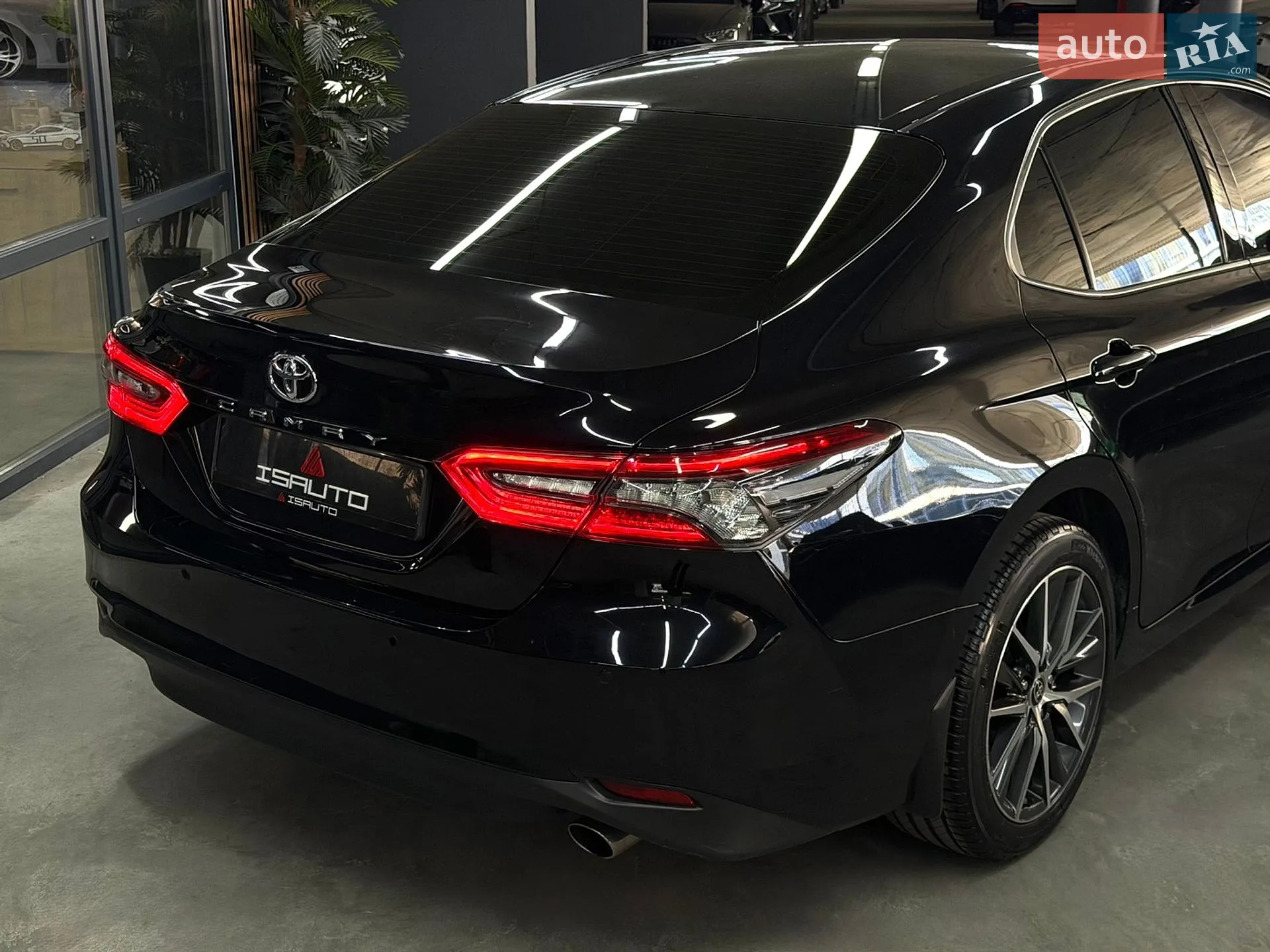 2021 Toyota Camry - мініатюра 17