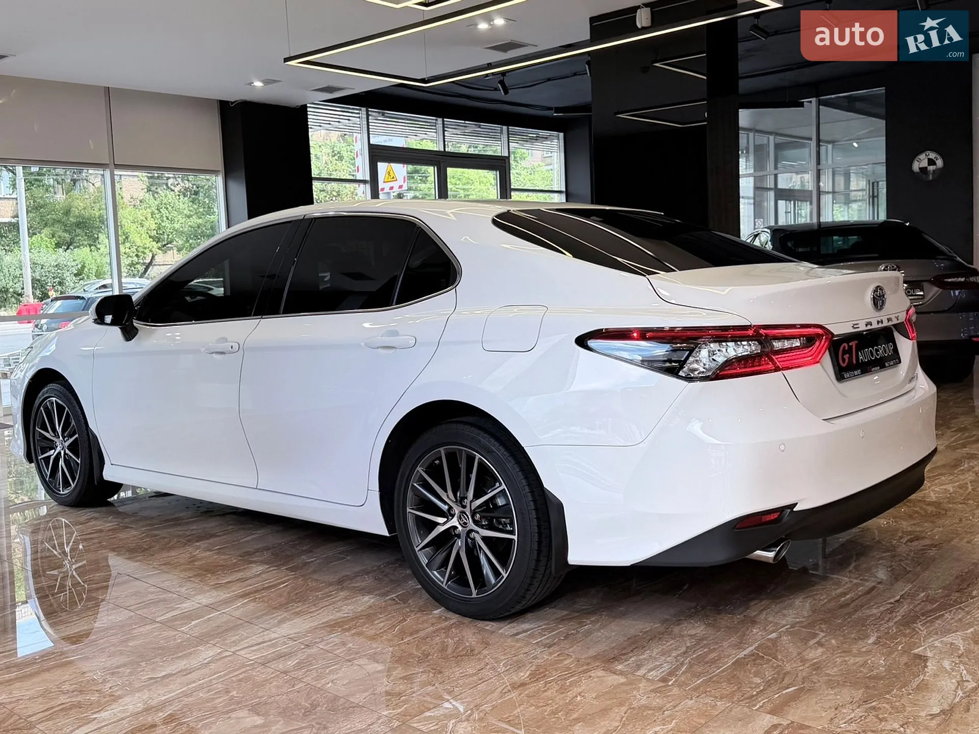 2024 Toyota Camry - мініатюра 12