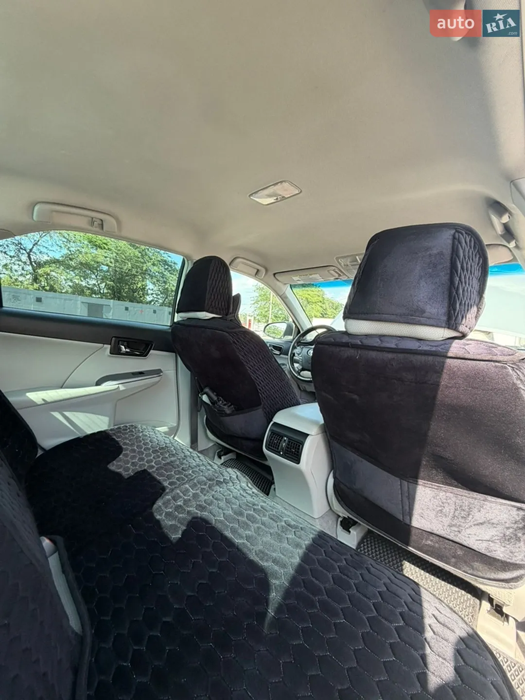 2014 Toyota Camry - мініатюра 16