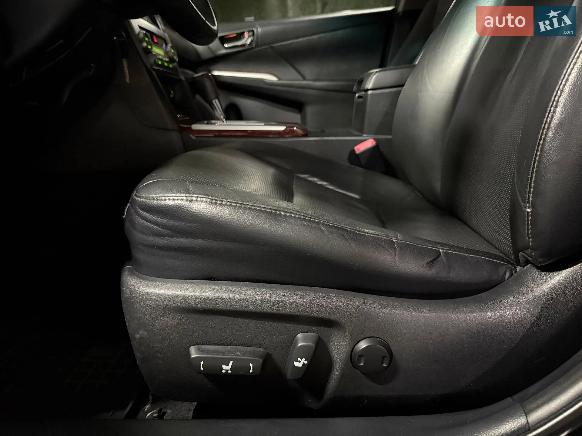 2011 Toyota Camry - мініатюра 19