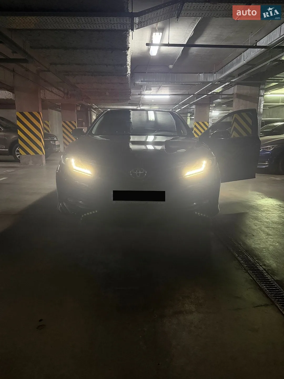 2018 Toyota Camry - мініатюра 11