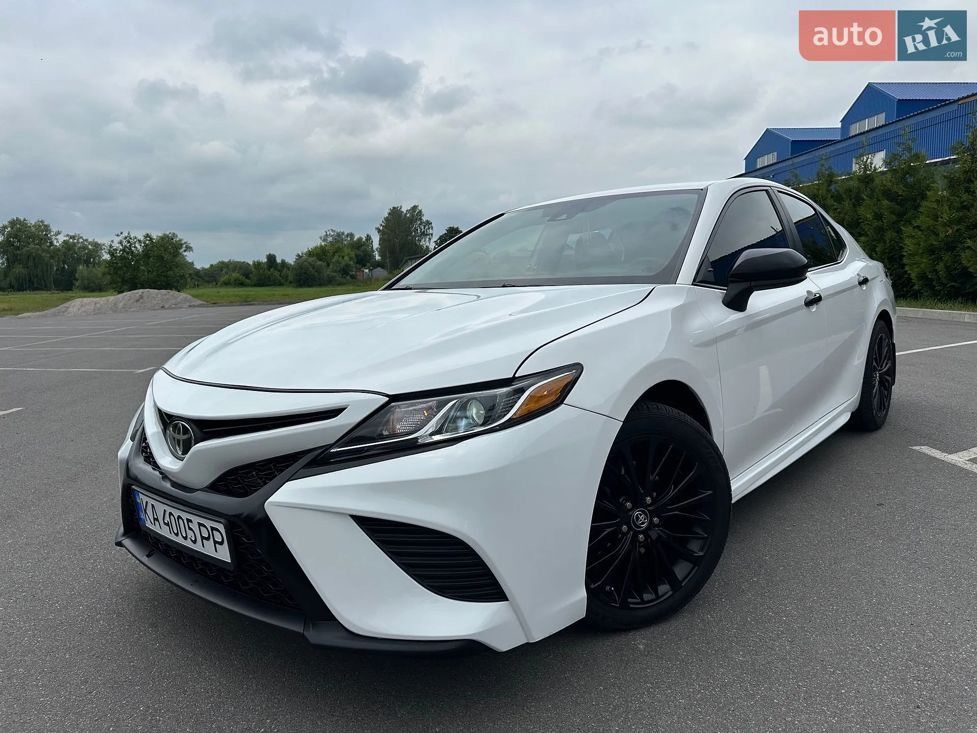 2019 Toyota Camry - фото 1