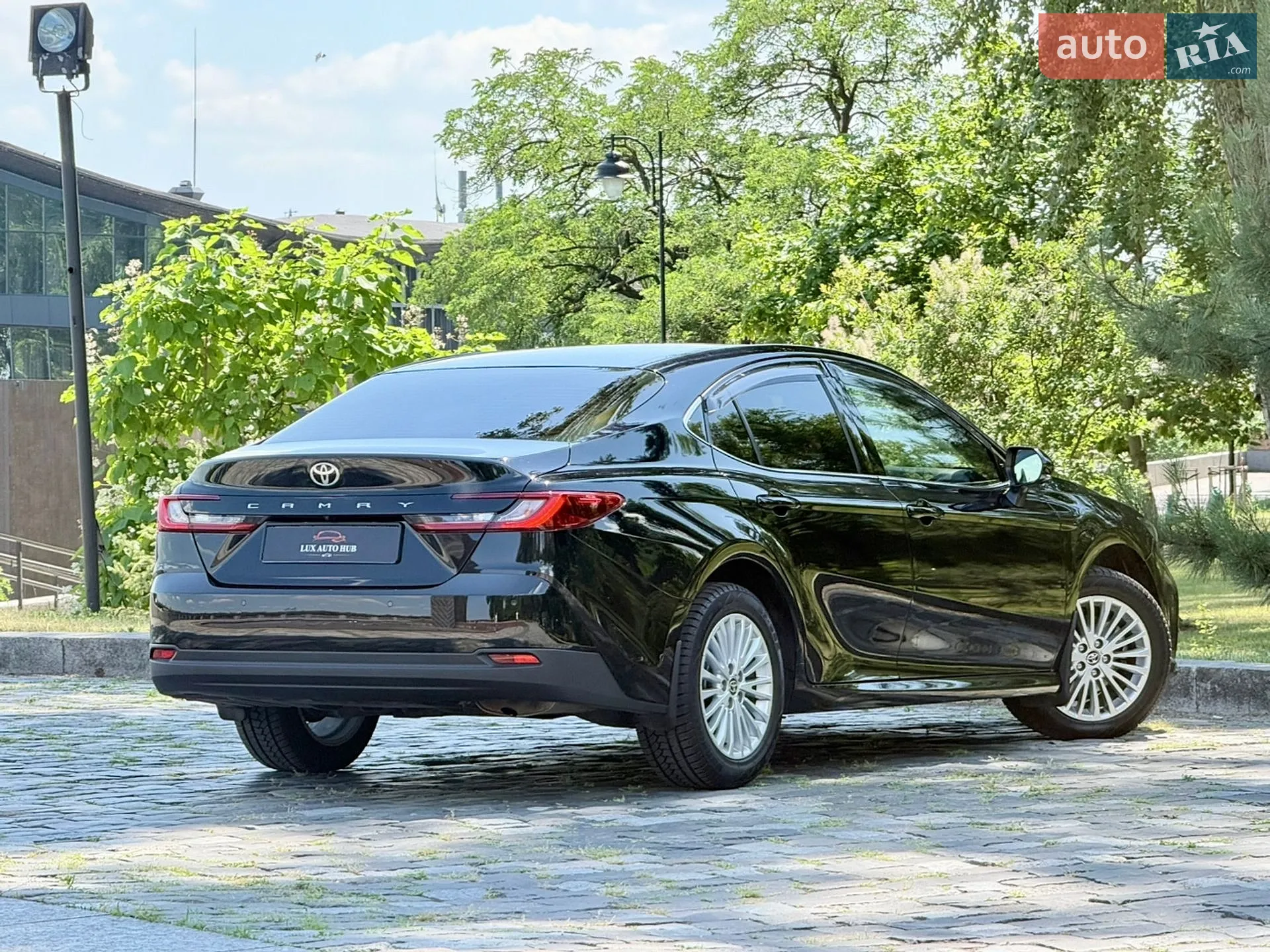 2025 Toyota Camry - мініатюра 20